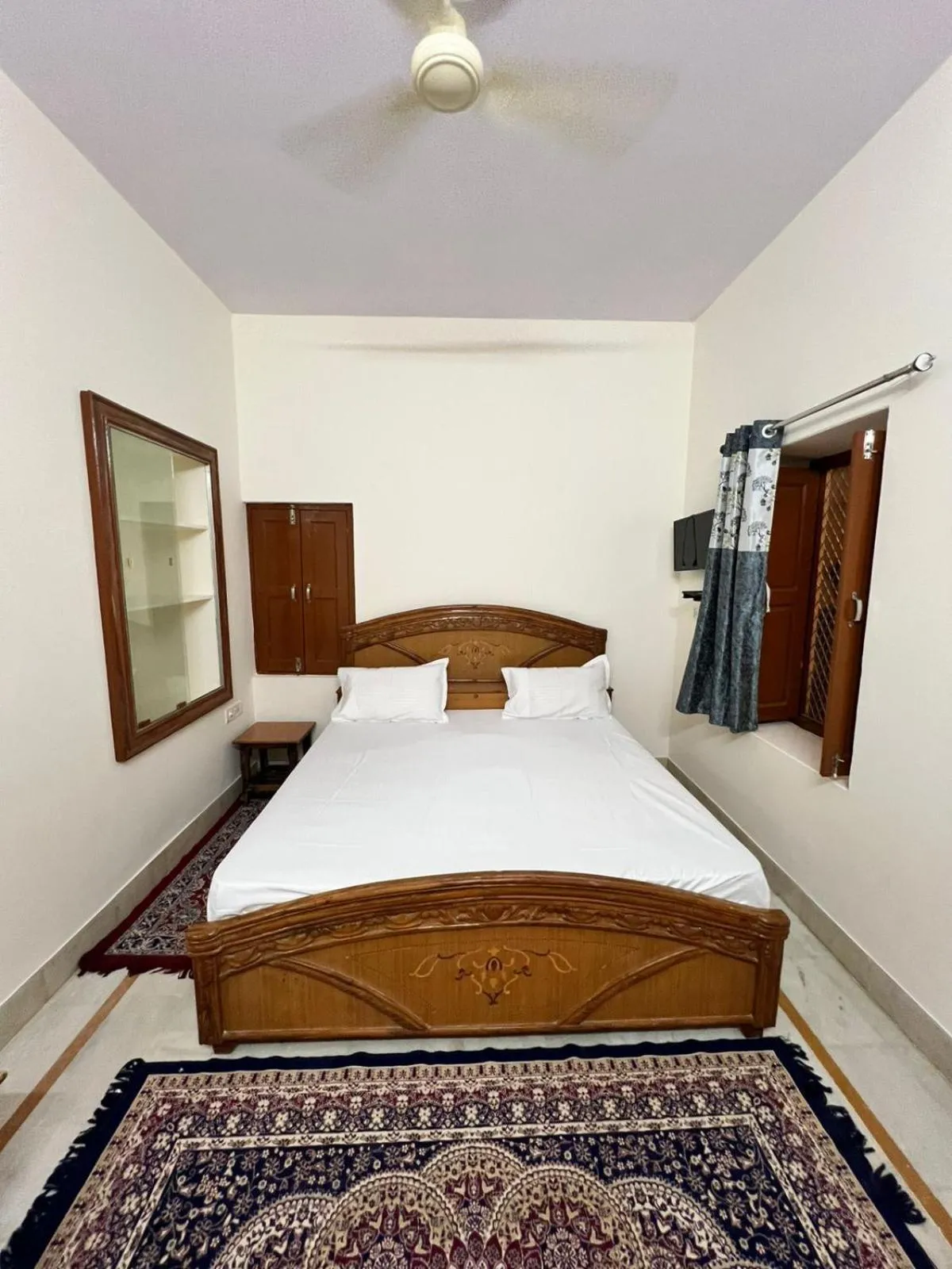 Bed in Golden villa