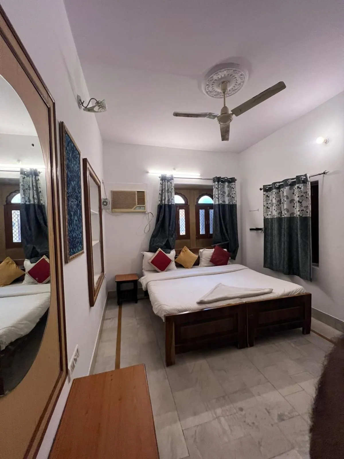 Bed in Golden villa