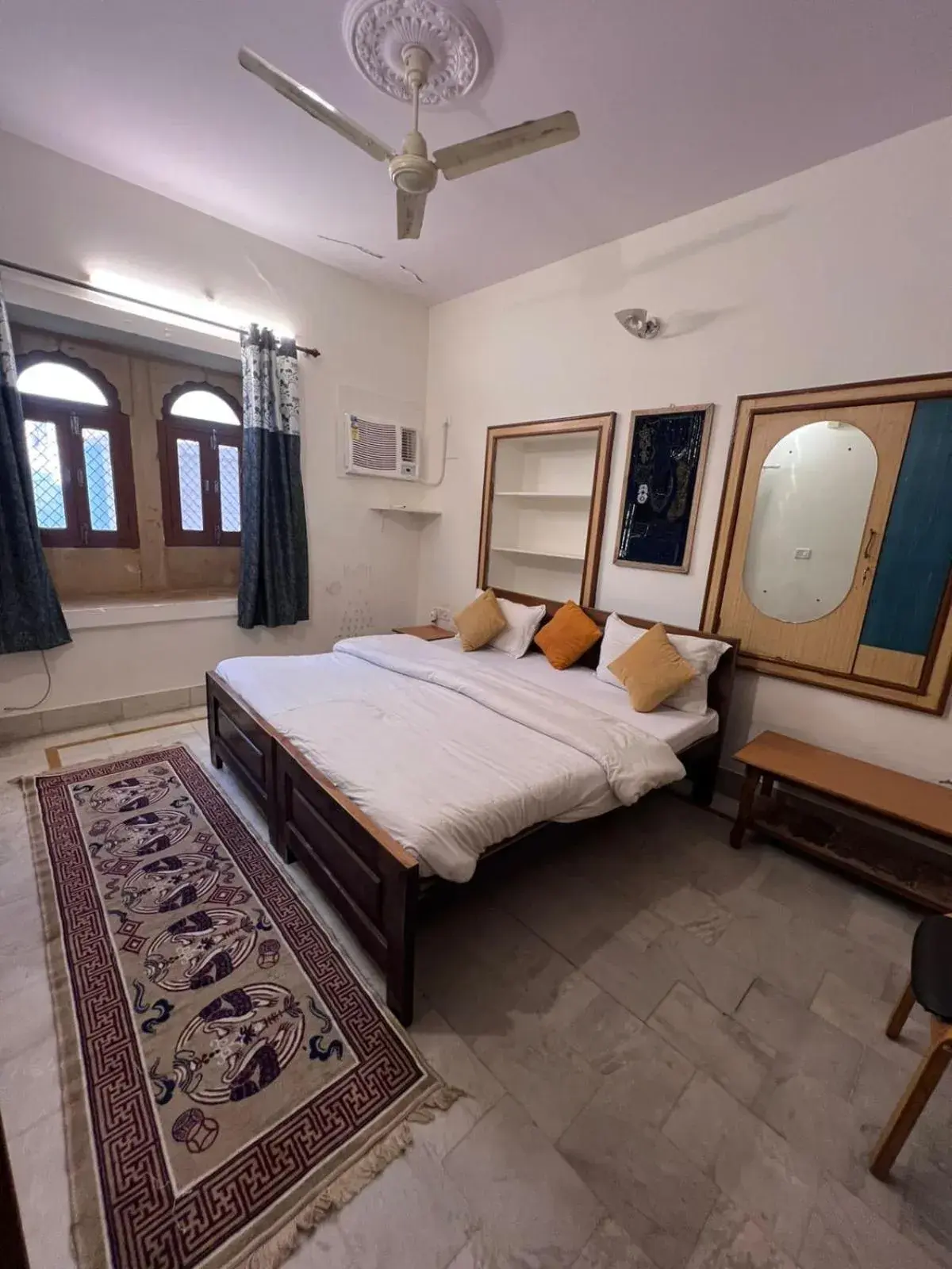 Deluxe Double Room in Golden villa Deluxe Double Room in Golden villa