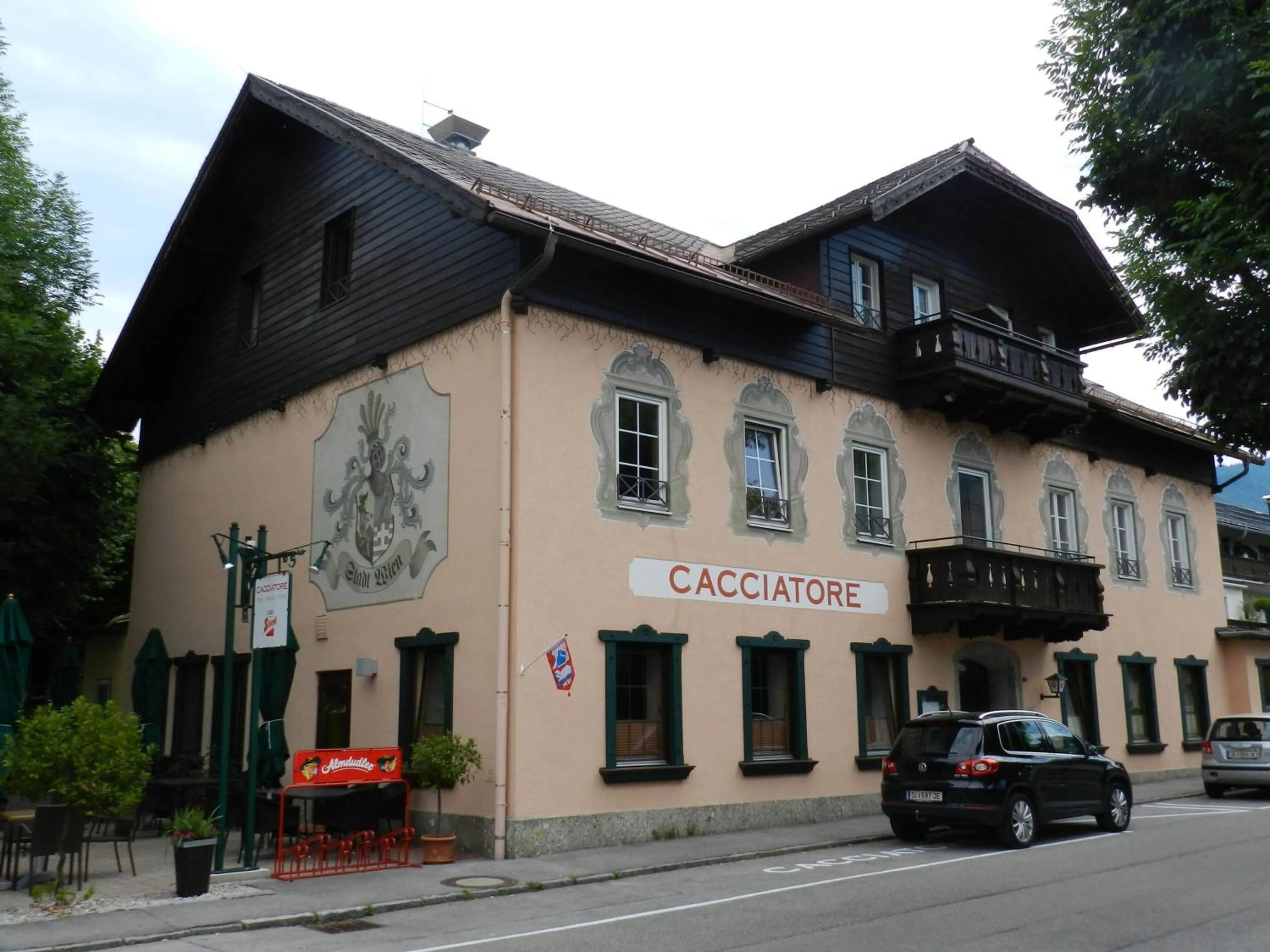 Facade/entrance in Hotel YOUHEY am Wolfgangsee