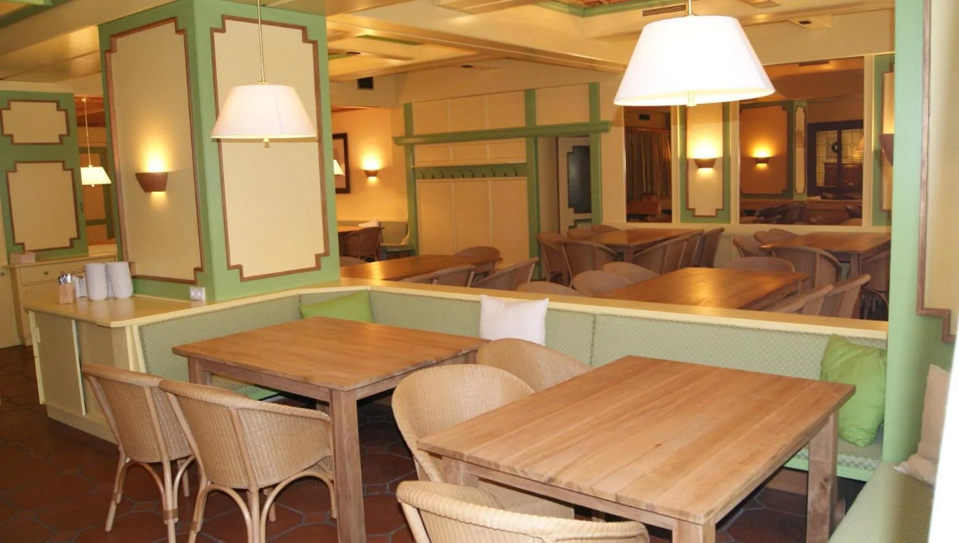 Restaurant/places to eat in Hotel YOUHEY am Wolfgangsee