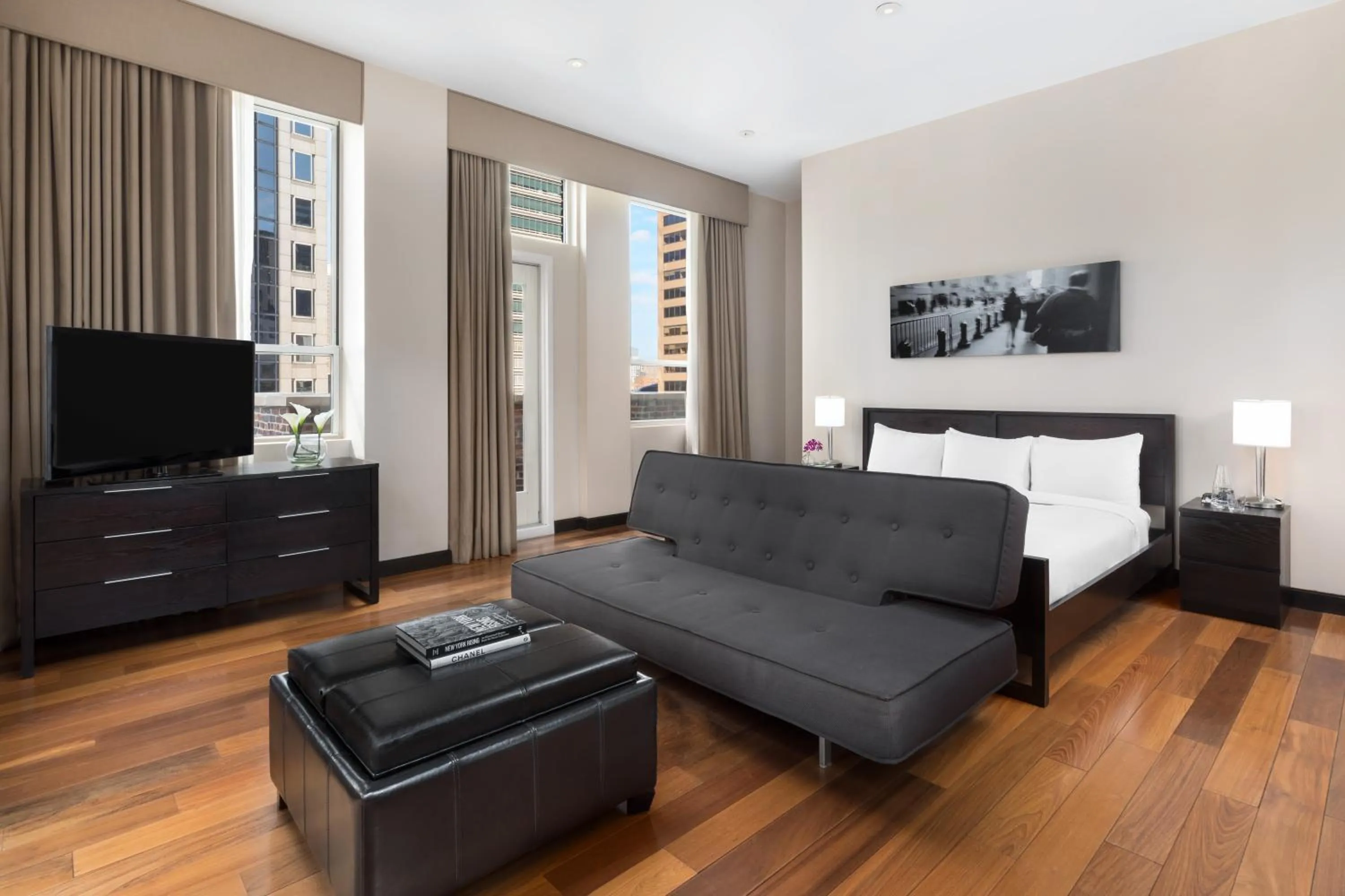 Communal lounge/ TV room, Bed in Hotel 57