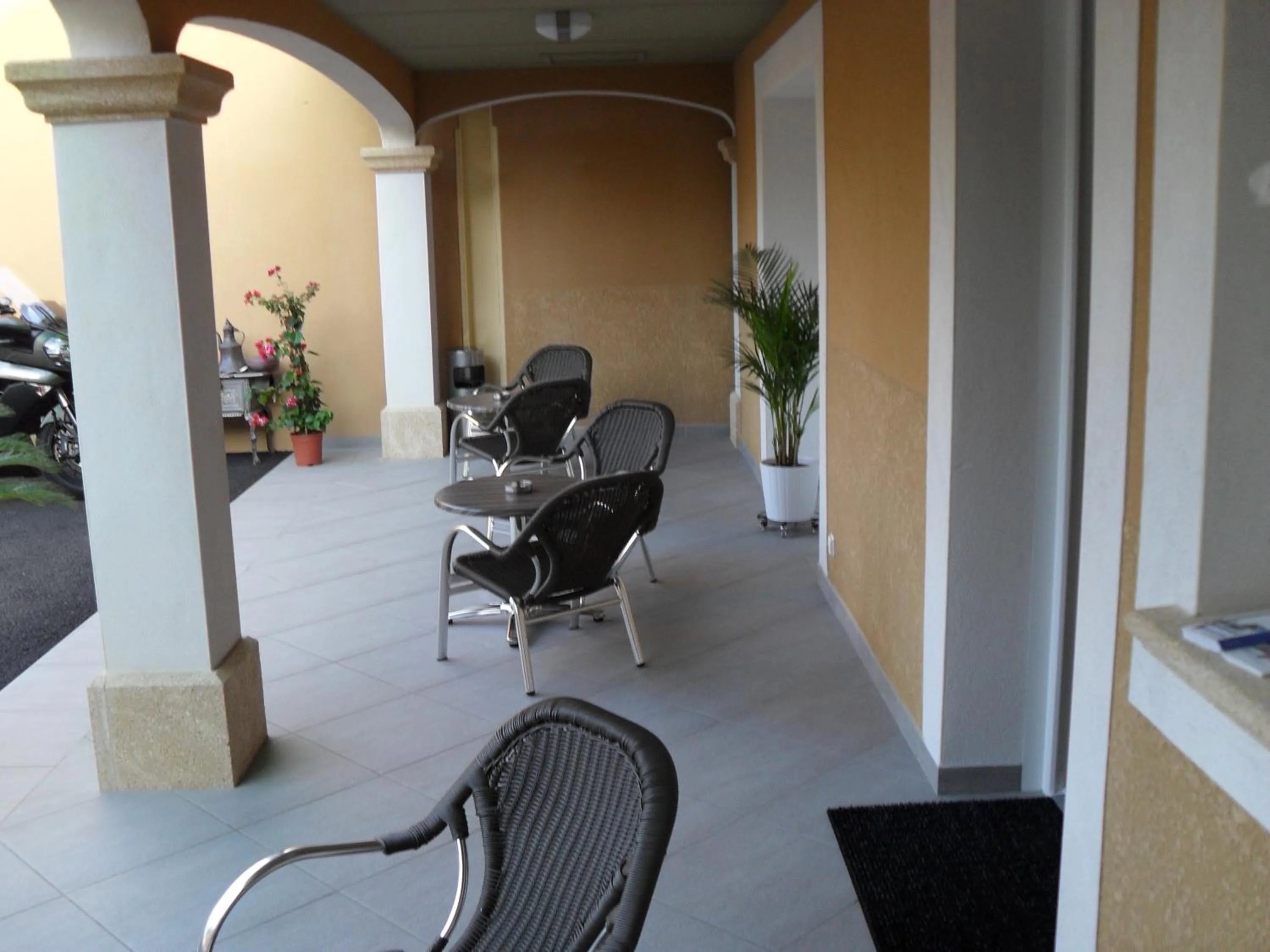 Balcony/Terrace in Hôtel l'Anvia
