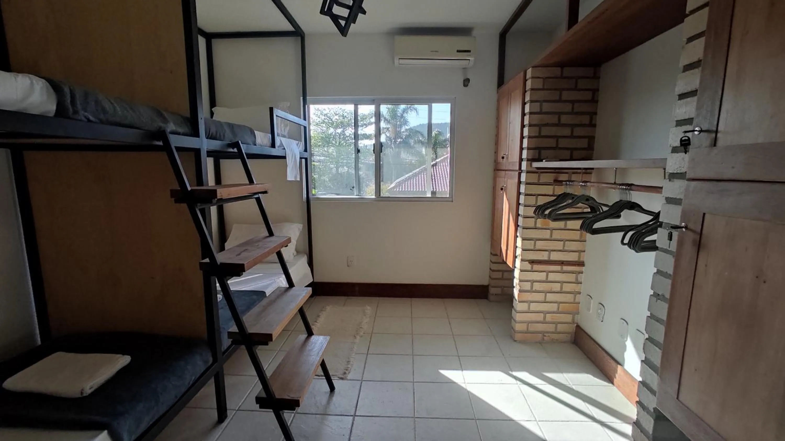 bunk bed in Patz Houz Hostel