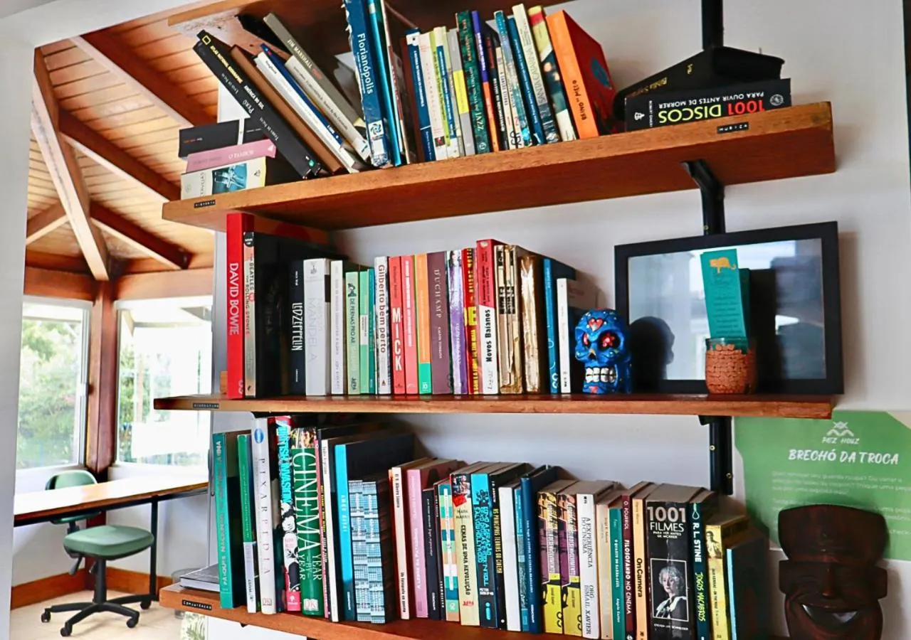 Library in Patz Houz Hostel