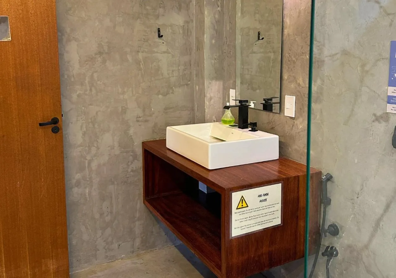 Bathroom in Patz Houz Hostel