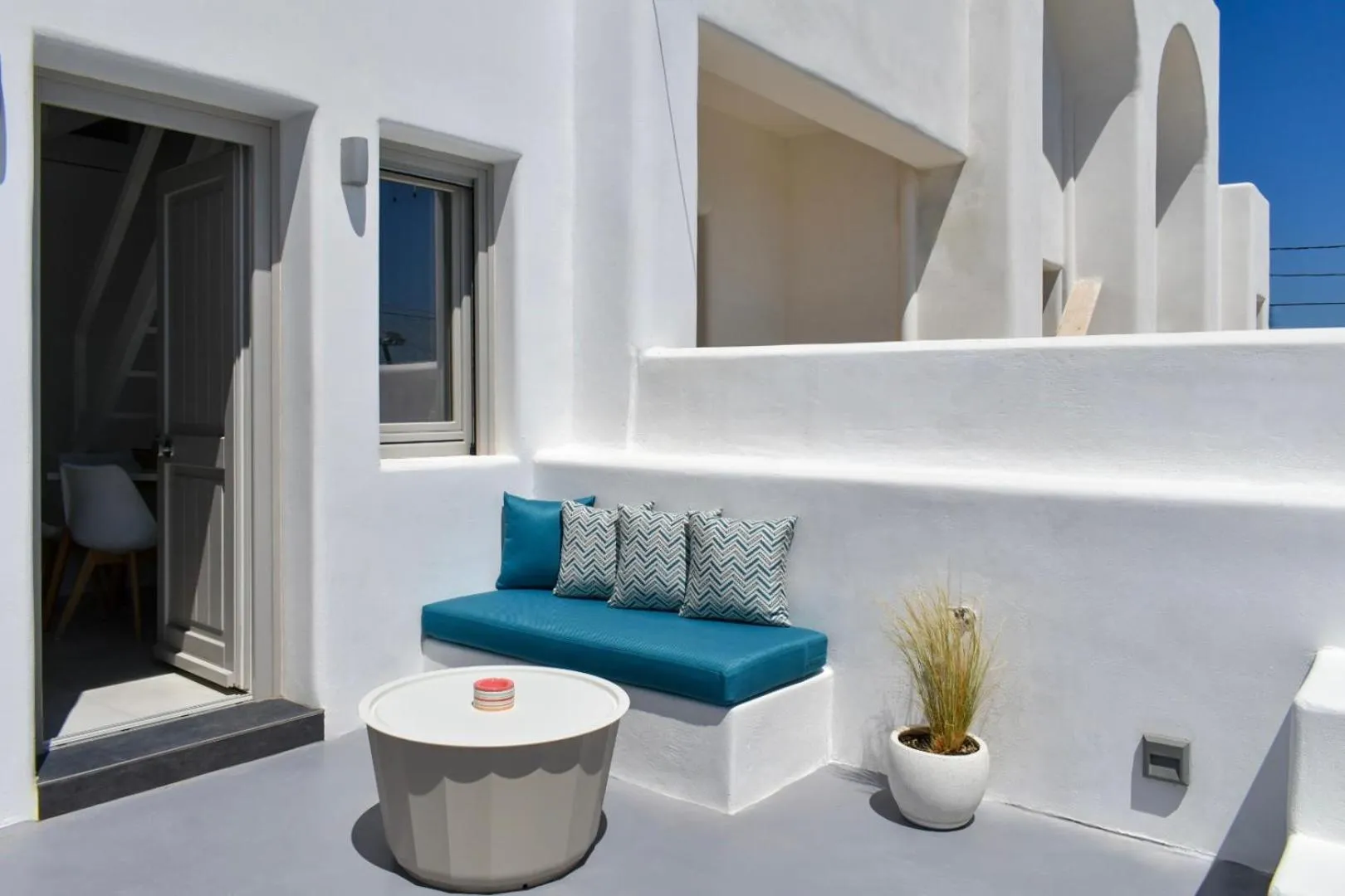 Patio in White Orchid Suites