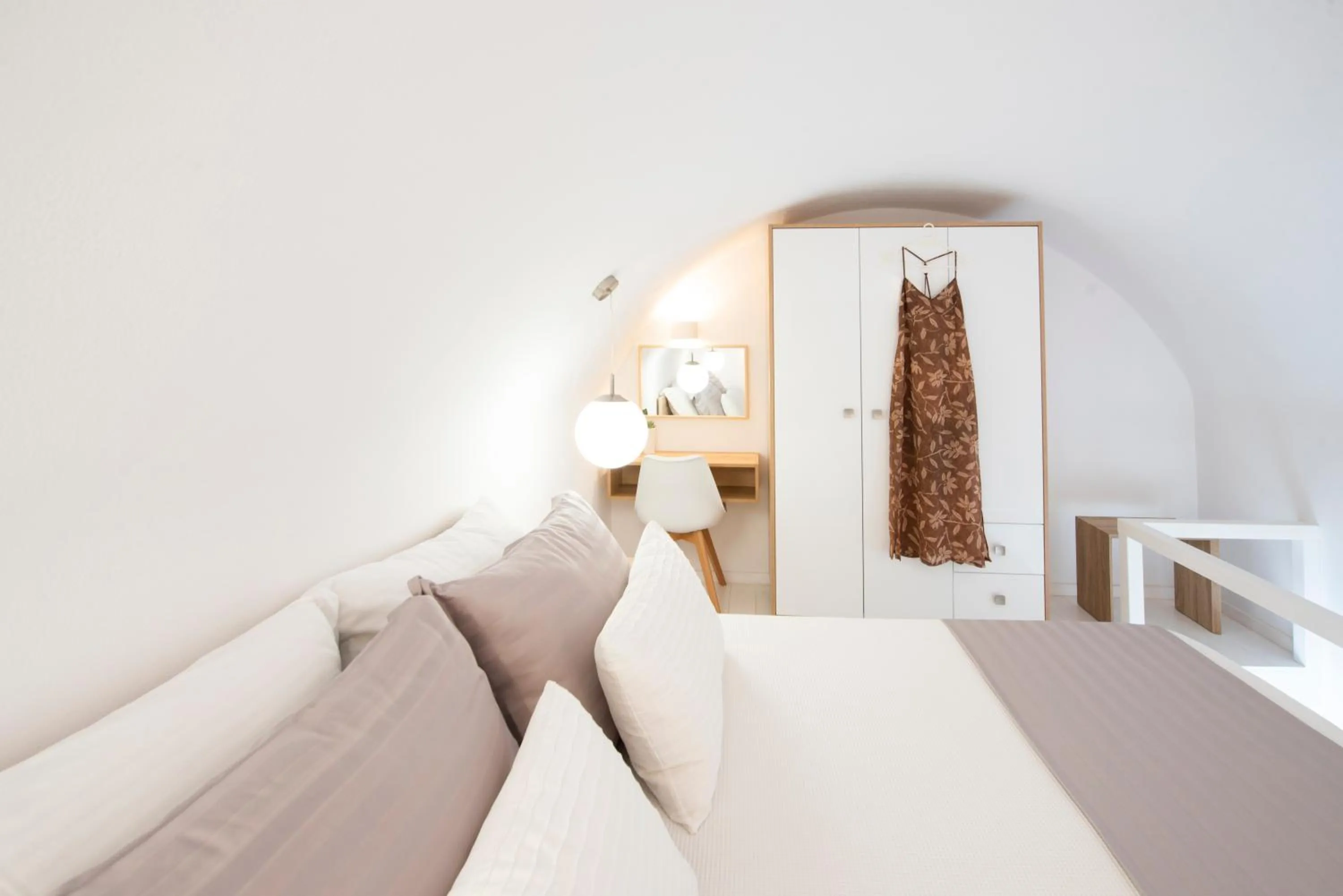 Bed in White Orchid Suites