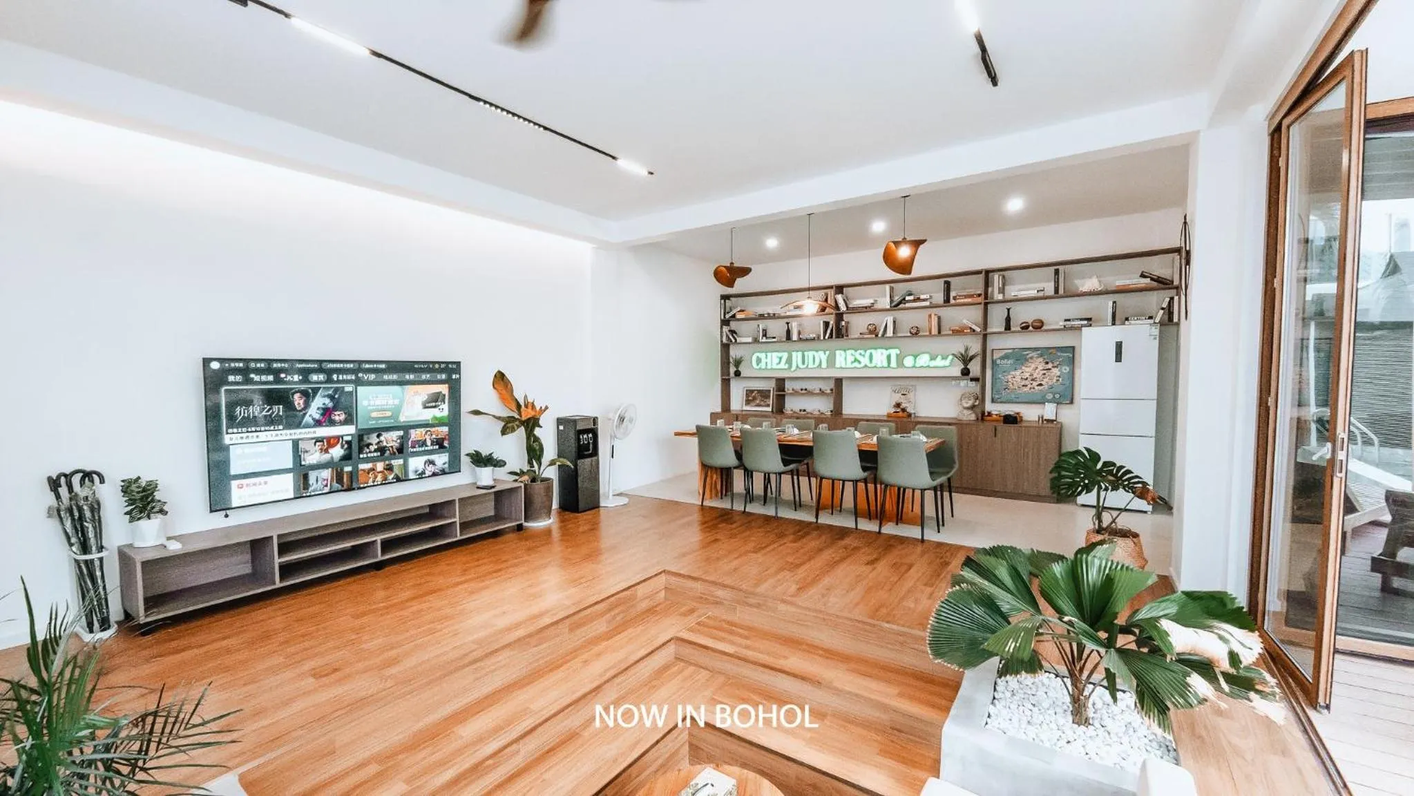 TV and multimedia in Chez Judy Resort