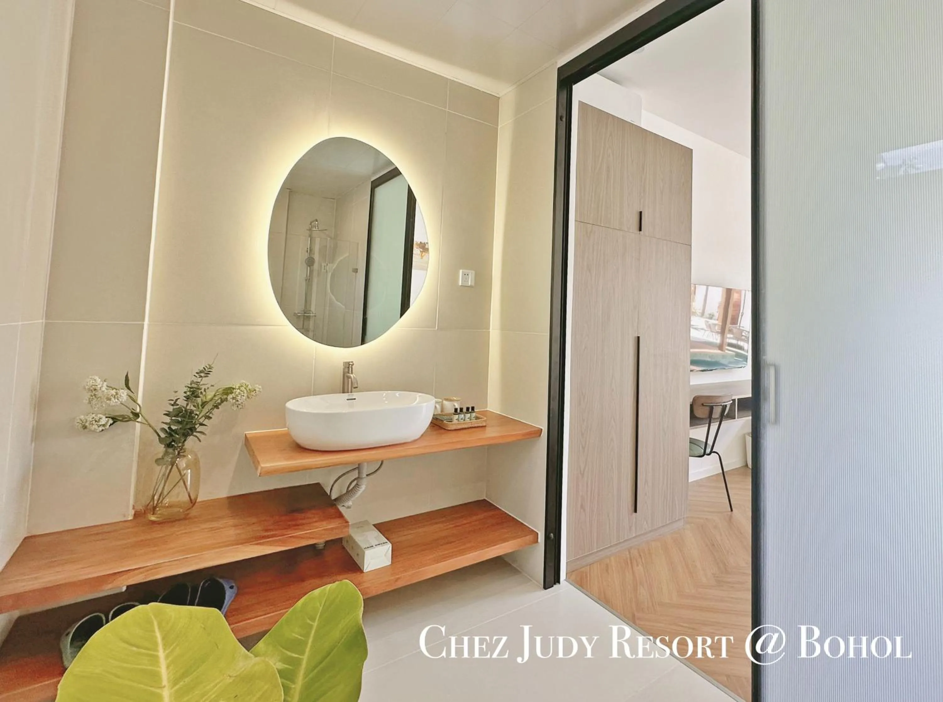 Bathroom in Chez Judy Resort