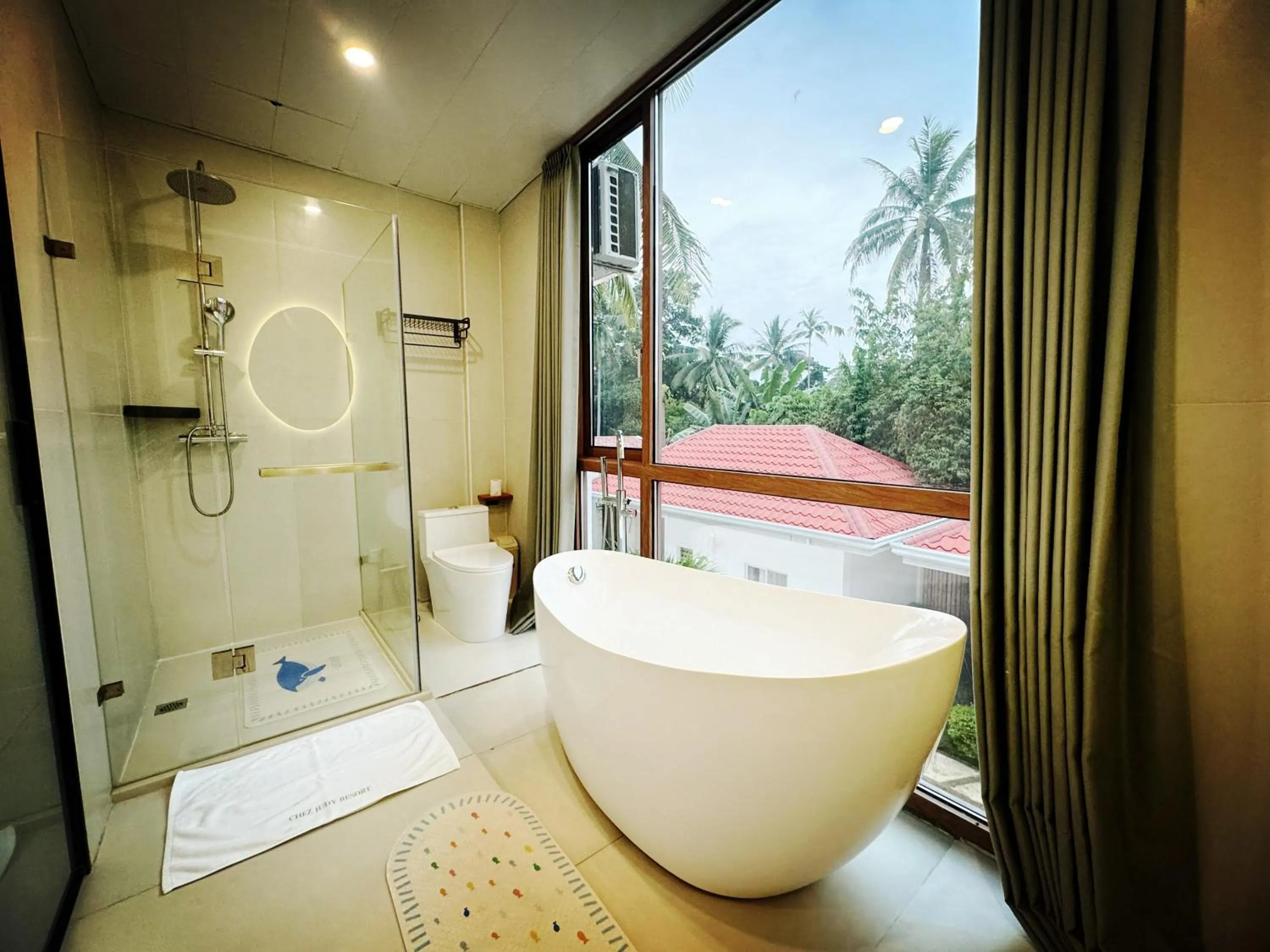 Shower in Chez Judy Resort