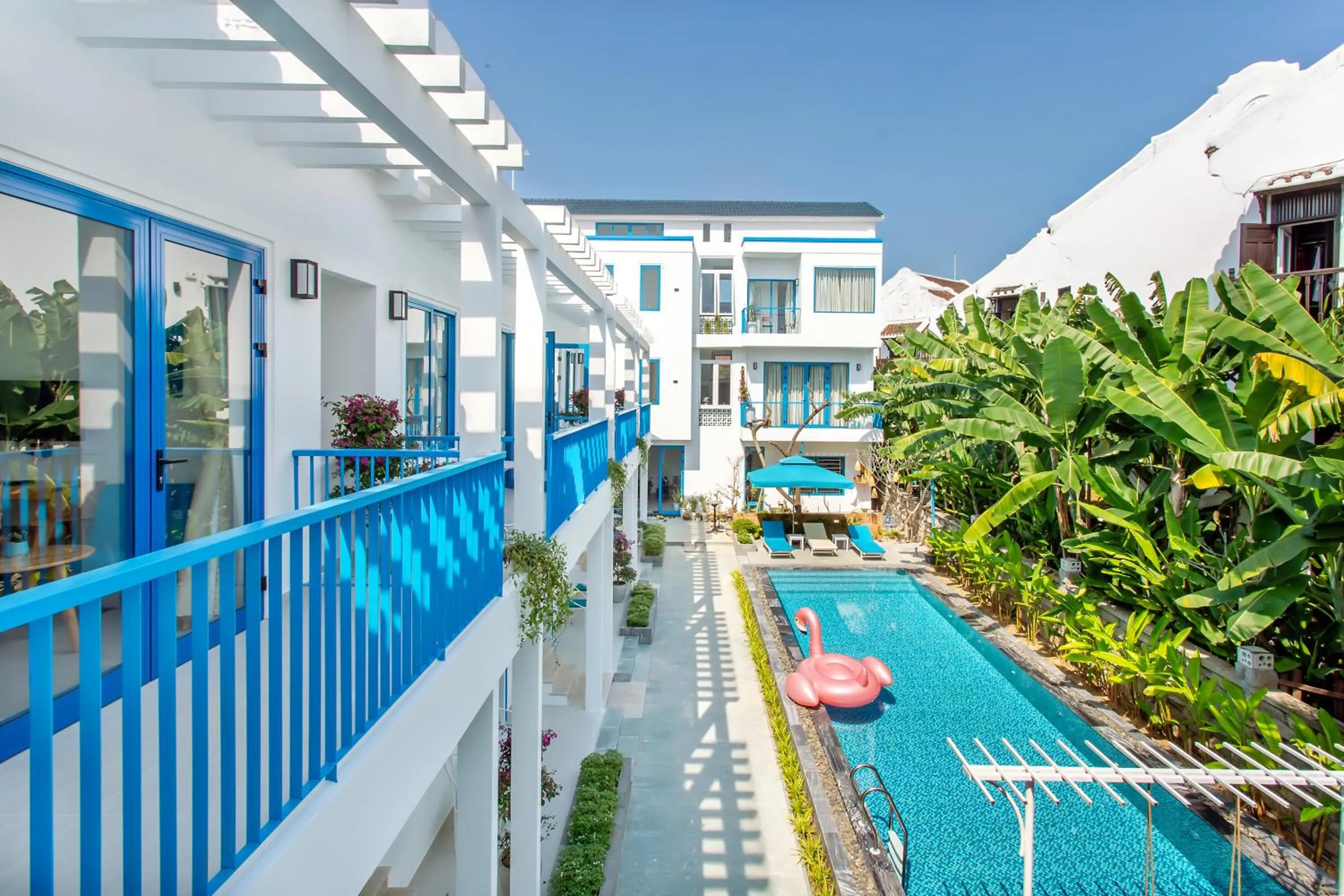 Santorin HoiAn Villa