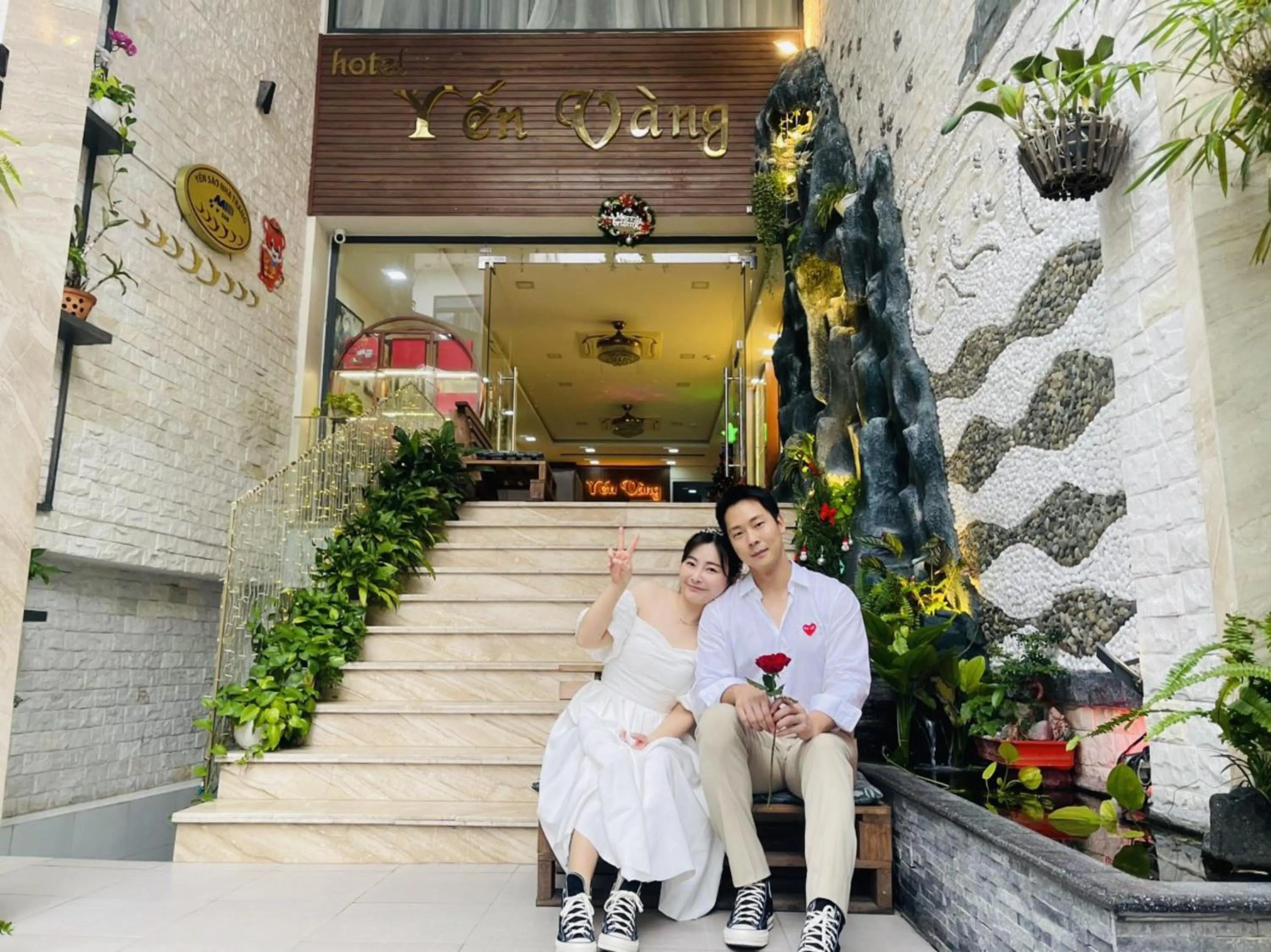 Guests in Yen Vang Hotel & Apartment Nha Trang