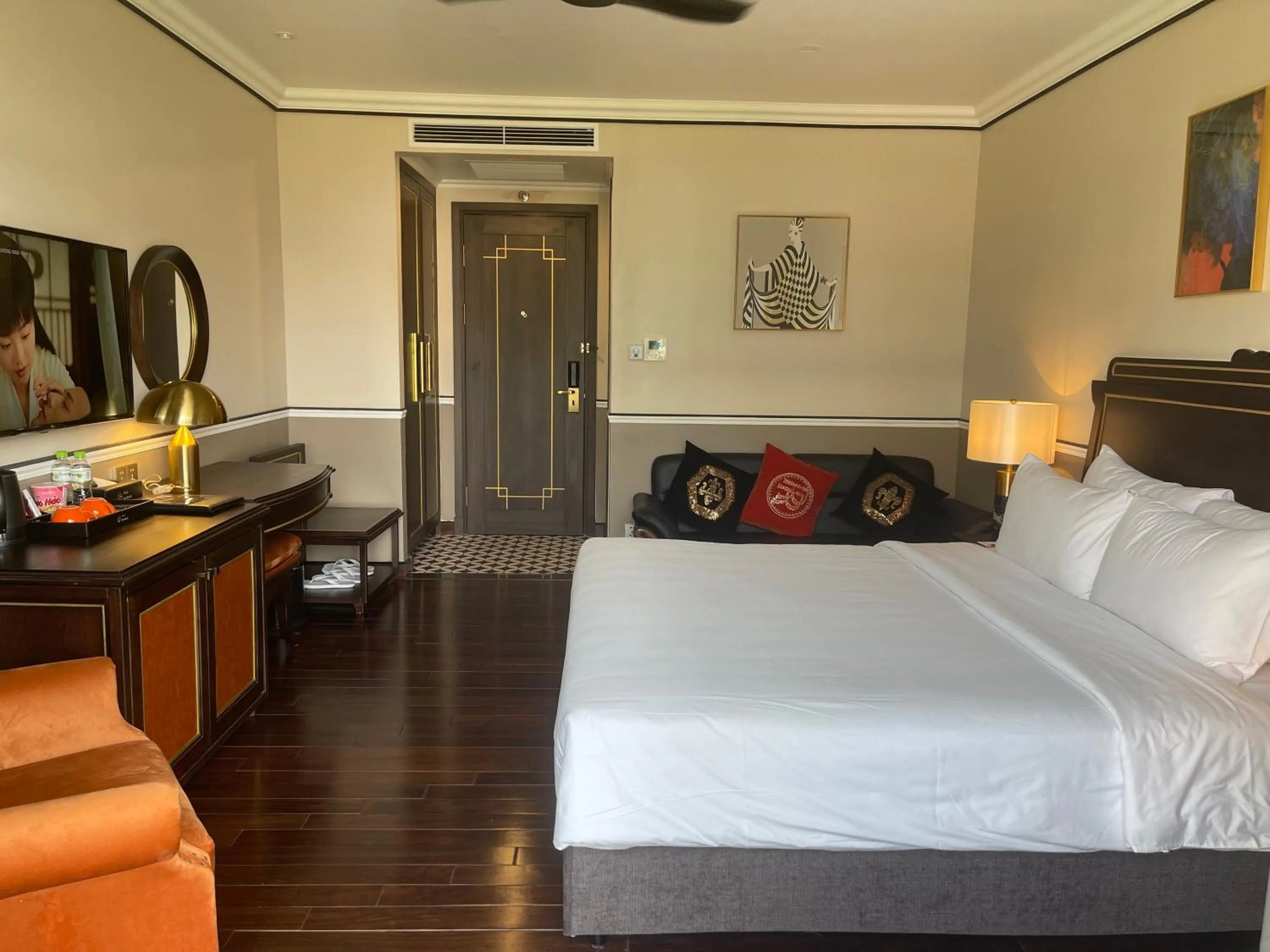 Bed in Hotel du Monde Art