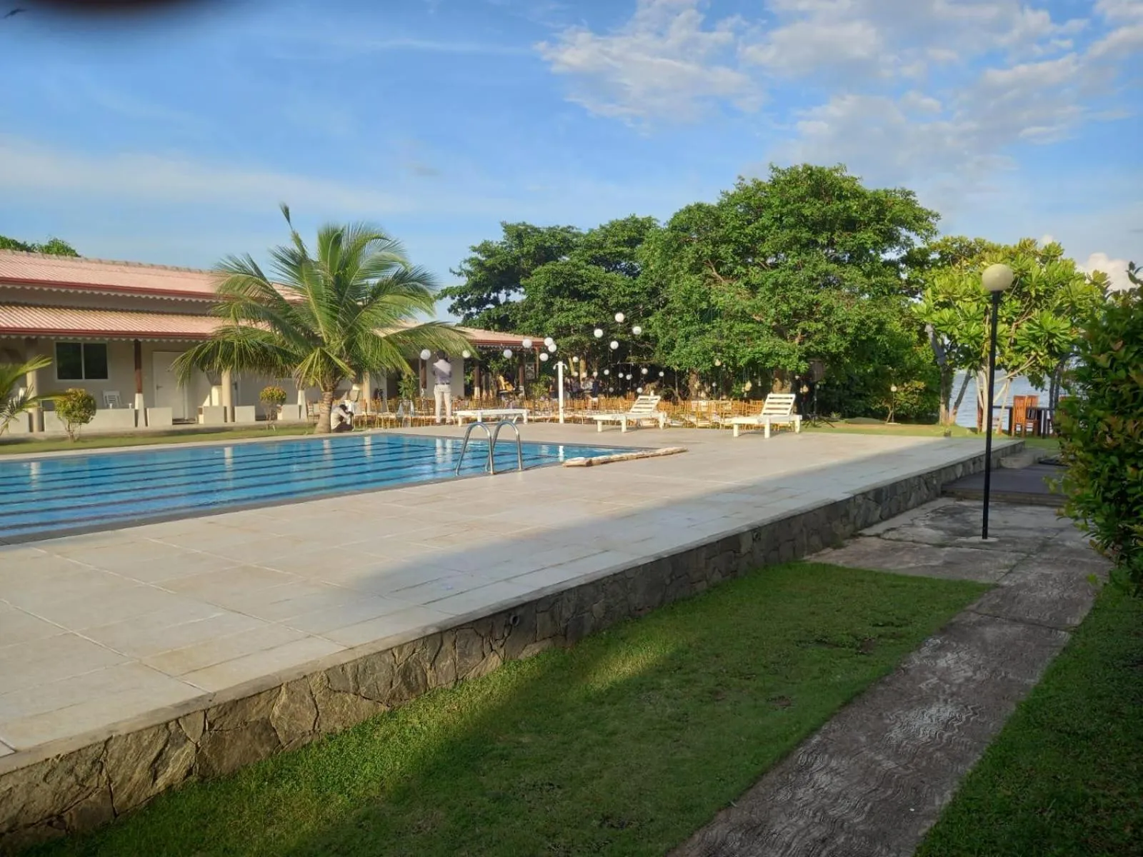 Garden in Nilakma Lagoon