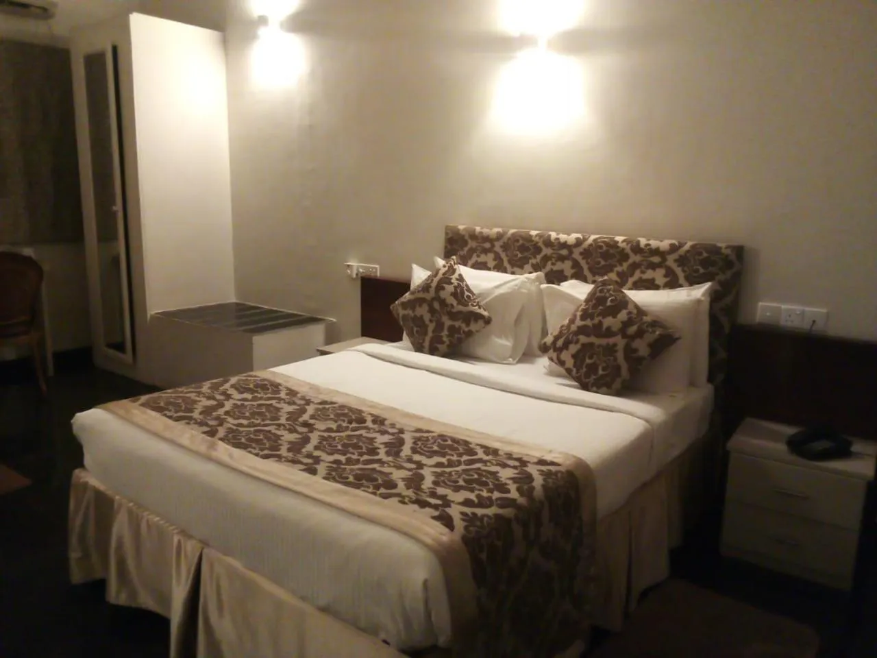 Bed in Nilakma Lagoon