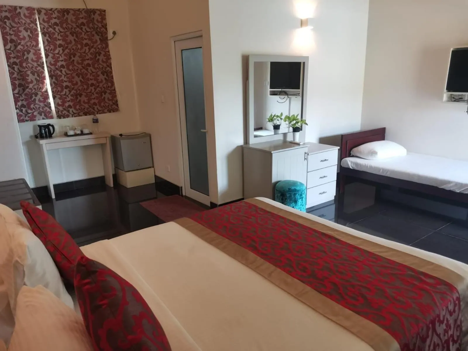 Bed in Nilakma Lagoon