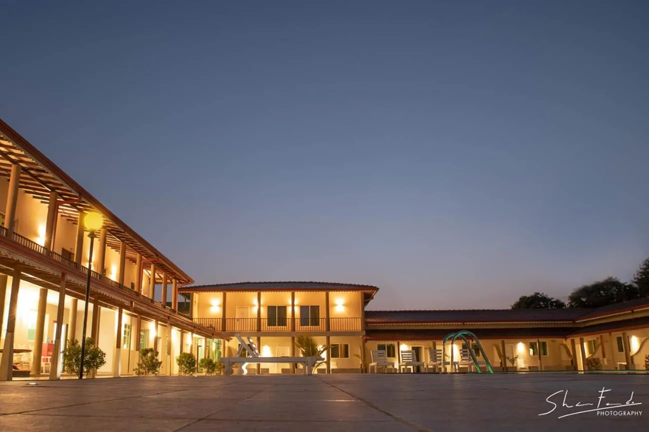 Property building in Nilakma Lagoon