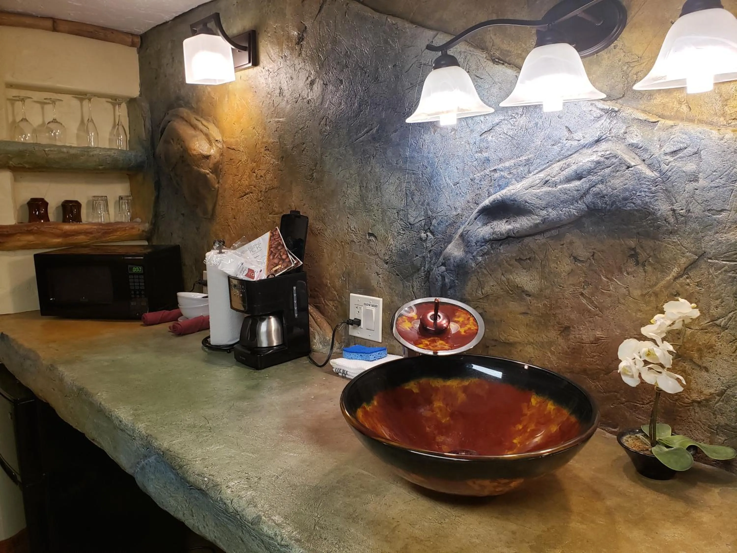 Kitchen or kitchenette in Chalet Kilauea