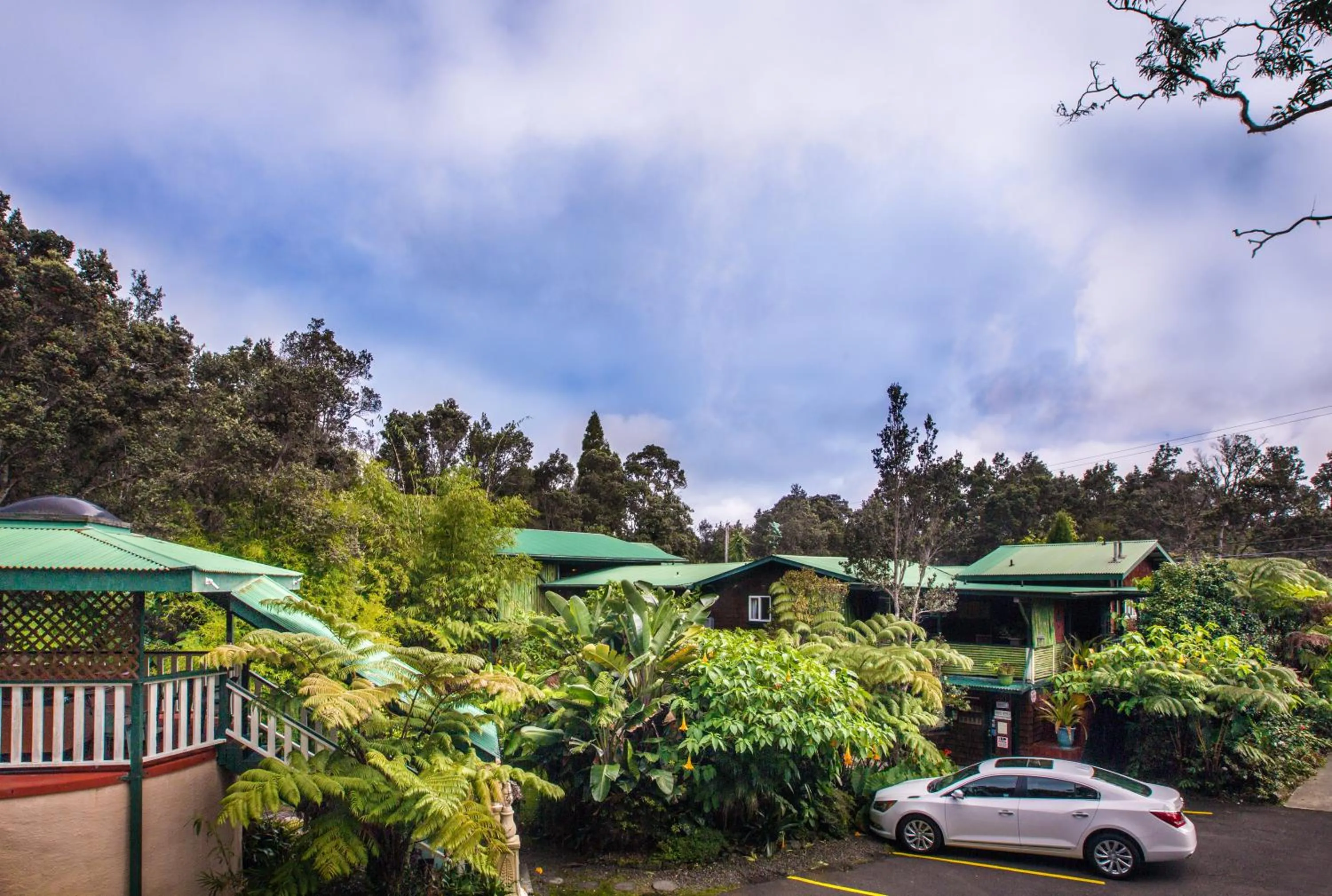 Day in Chalet Kilauea