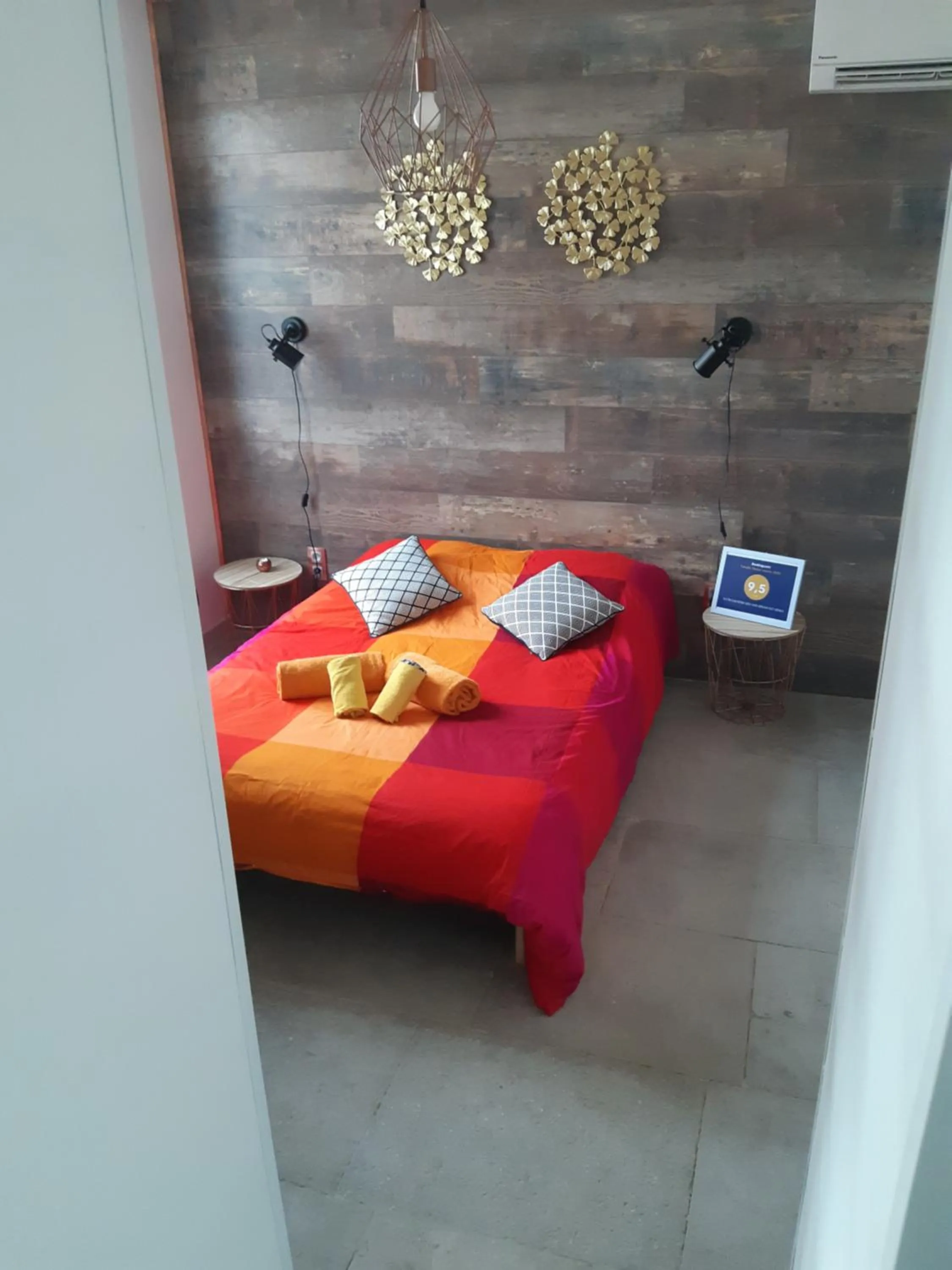 Bed in Bed and Breakfast P&P Nîmes-Centre