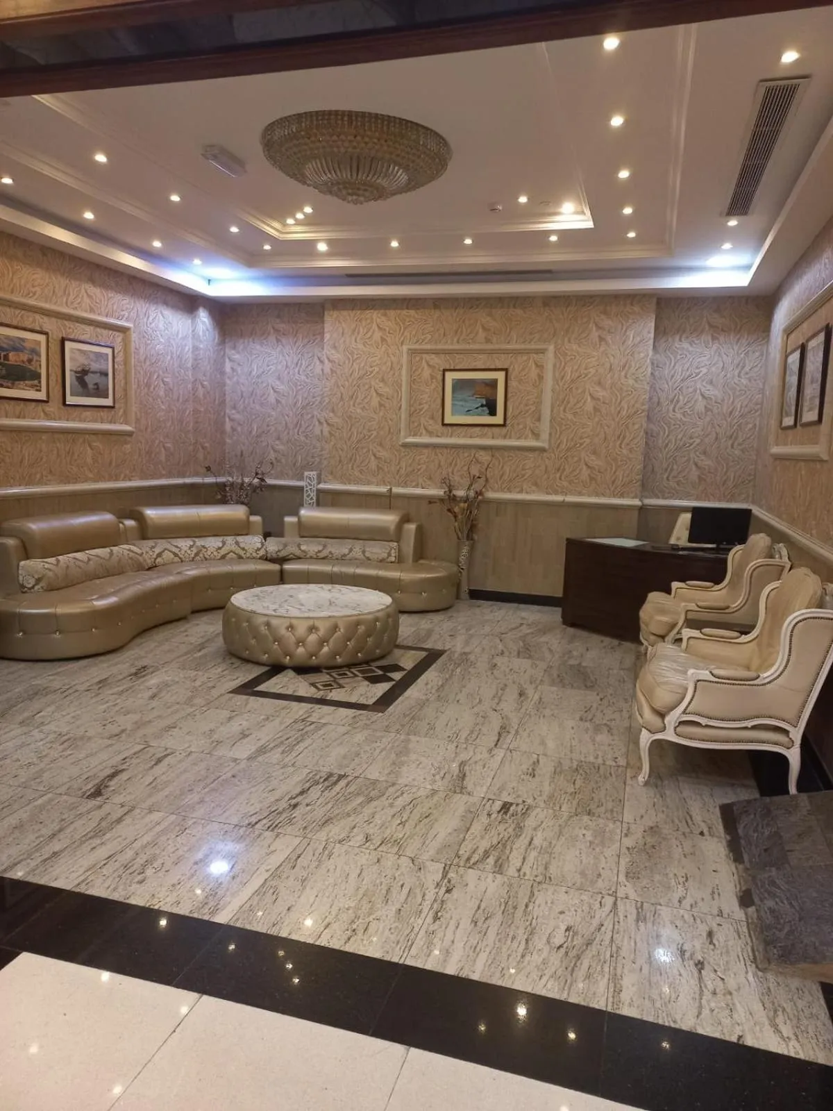 Seating area in Grand Inn Hotel