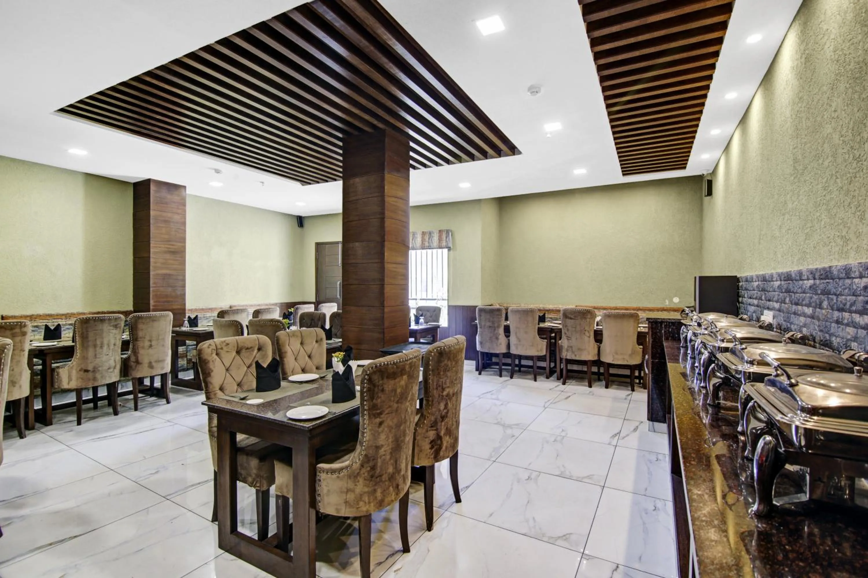 Hotel Crosswinds West