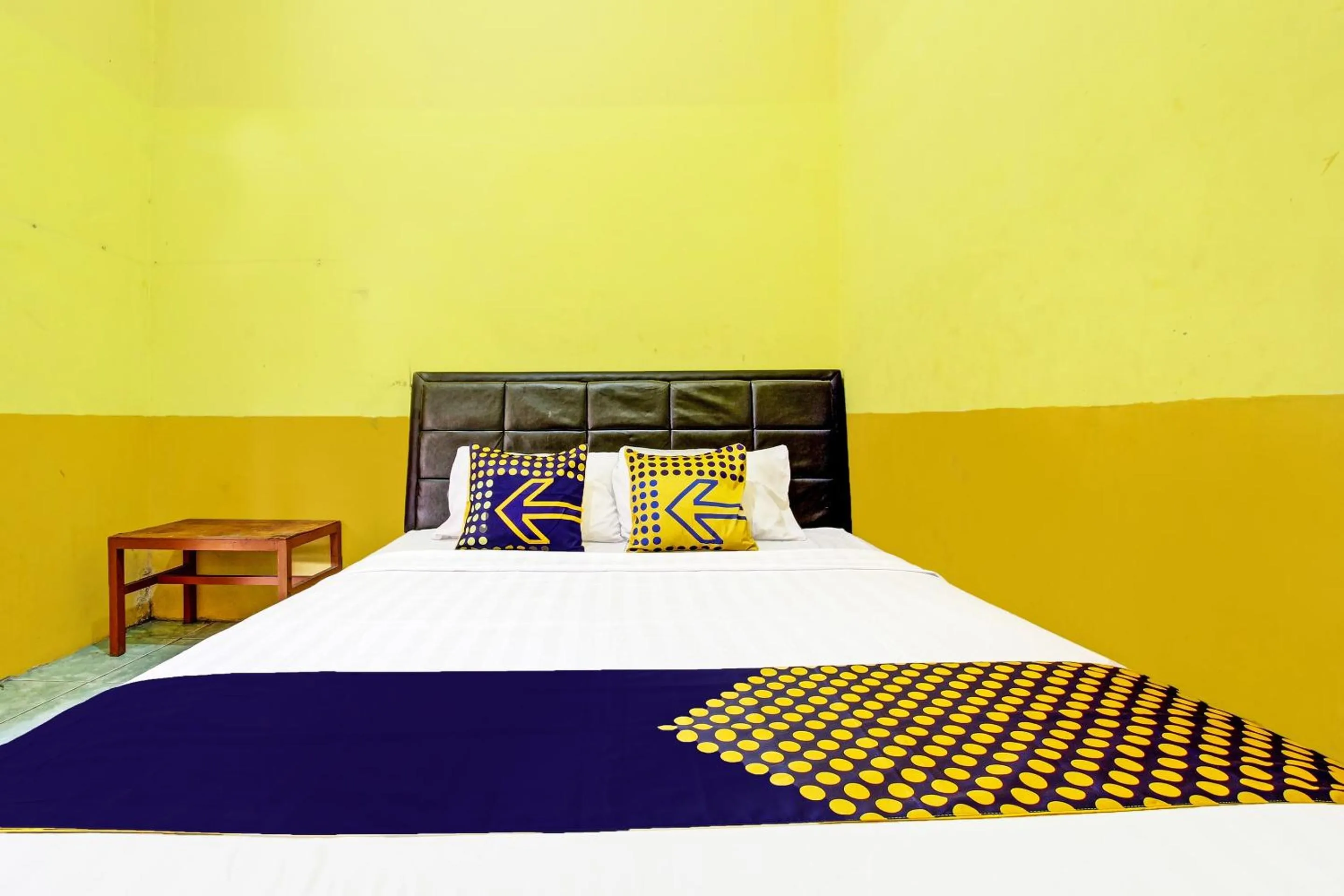 Bedroom, Bed in OYO Life 2546 Griya Widya Syariah