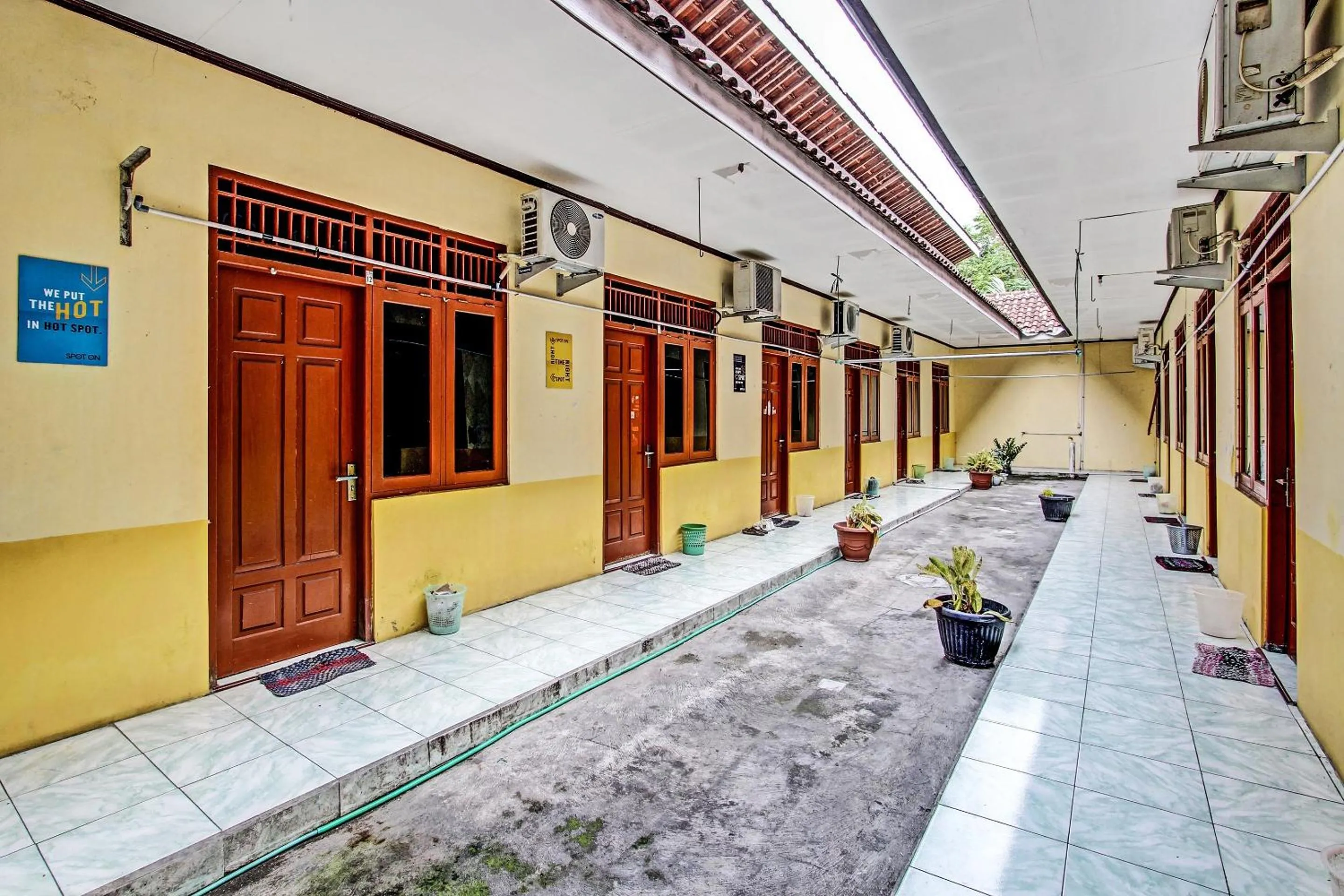 Lobby or reception in OYO Life 2546 Griya Widya Syariah