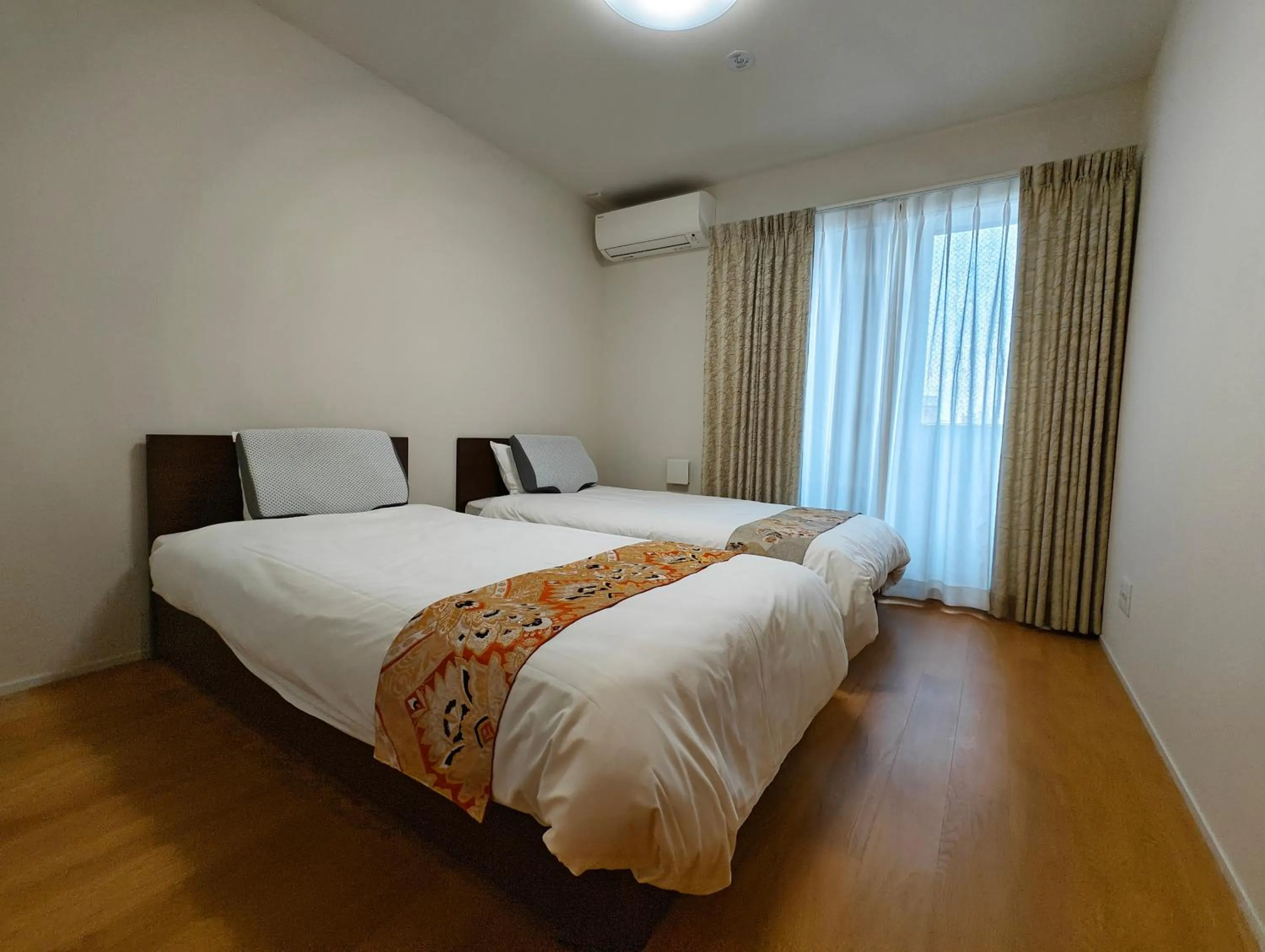 Bed in Shin-Imamiya Grand F