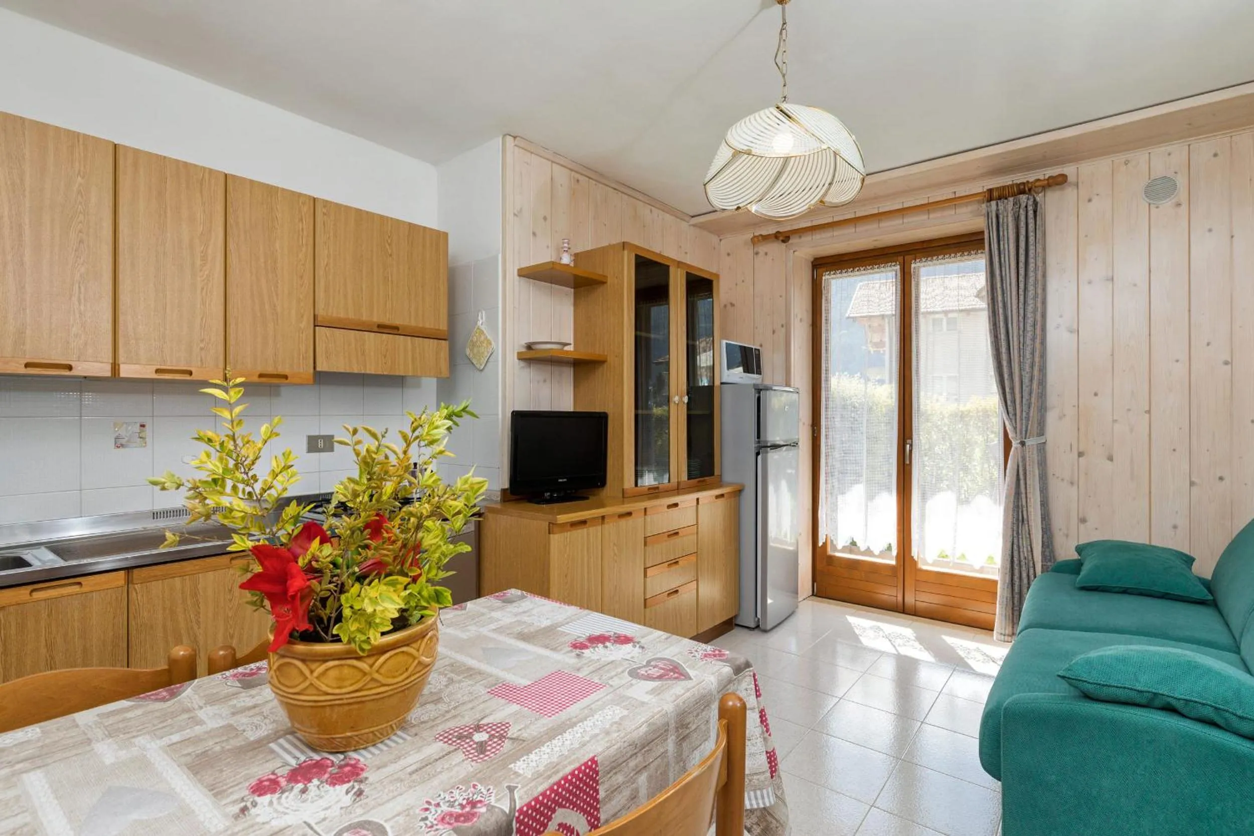 Kitchen or kitchenette in Appartamenti Residenza Pineta