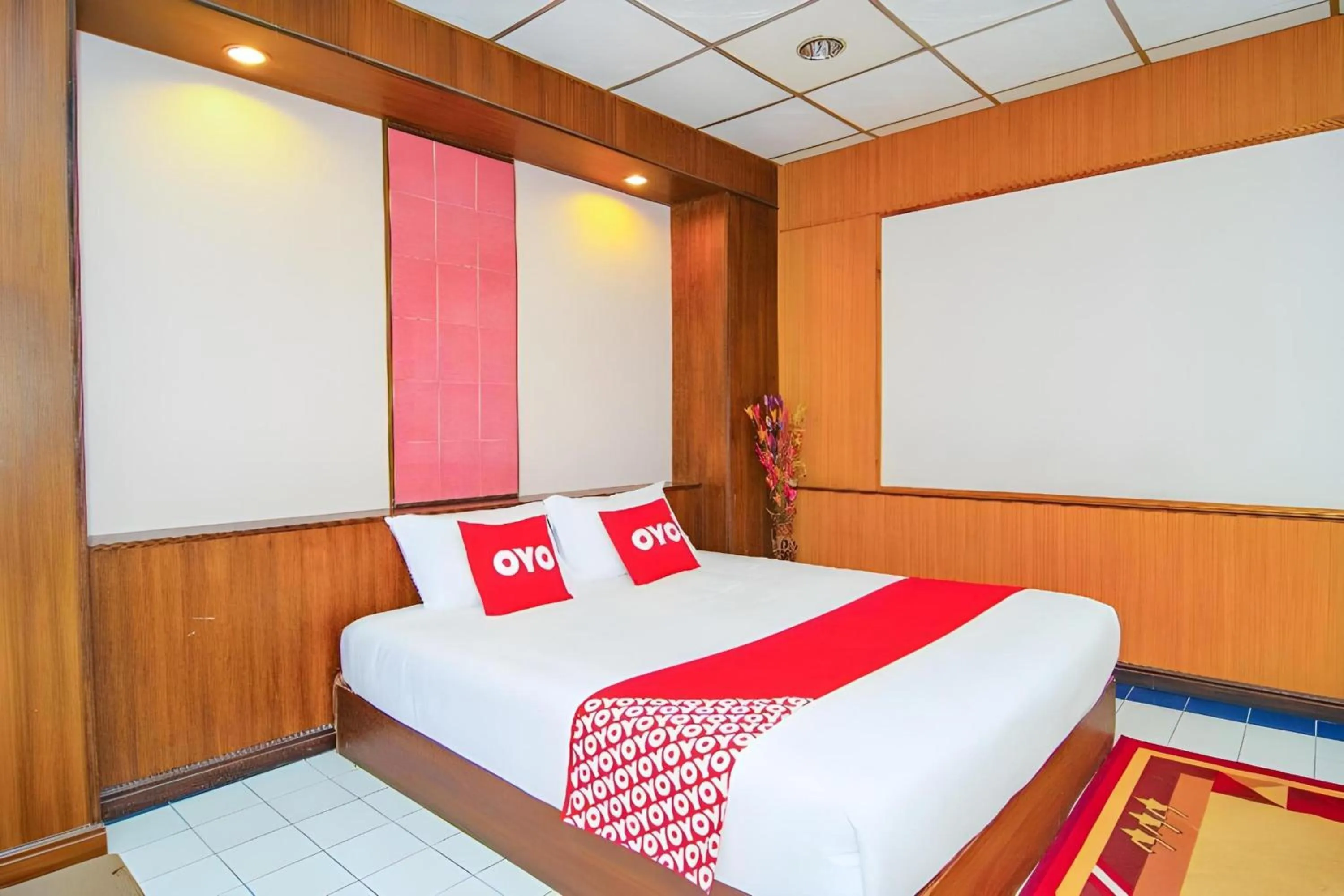 Bedroom, Bed in OYO 534 Phasuk Hotel