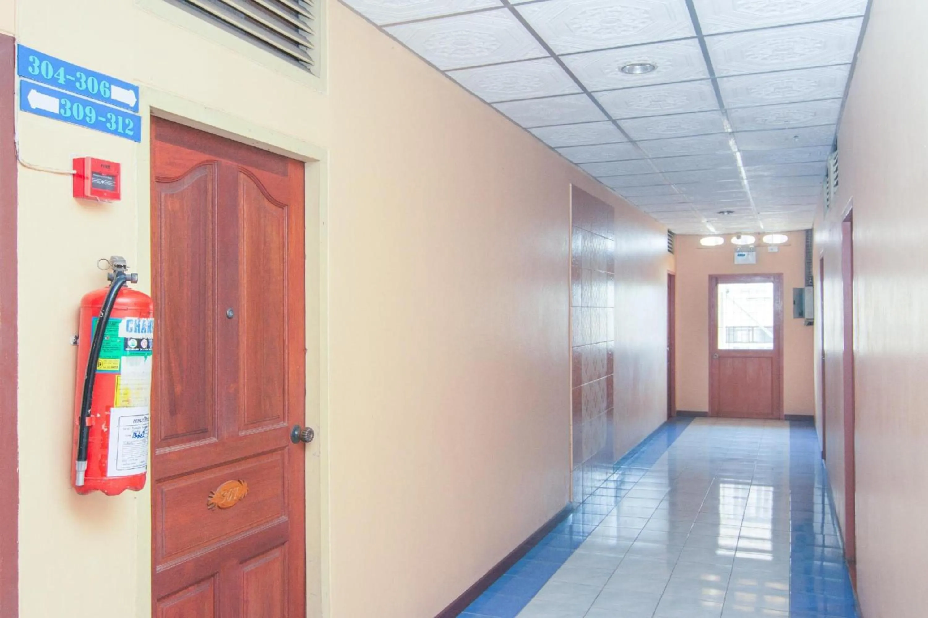 Lobby or reception in OYO 534 Phasuk Hotel