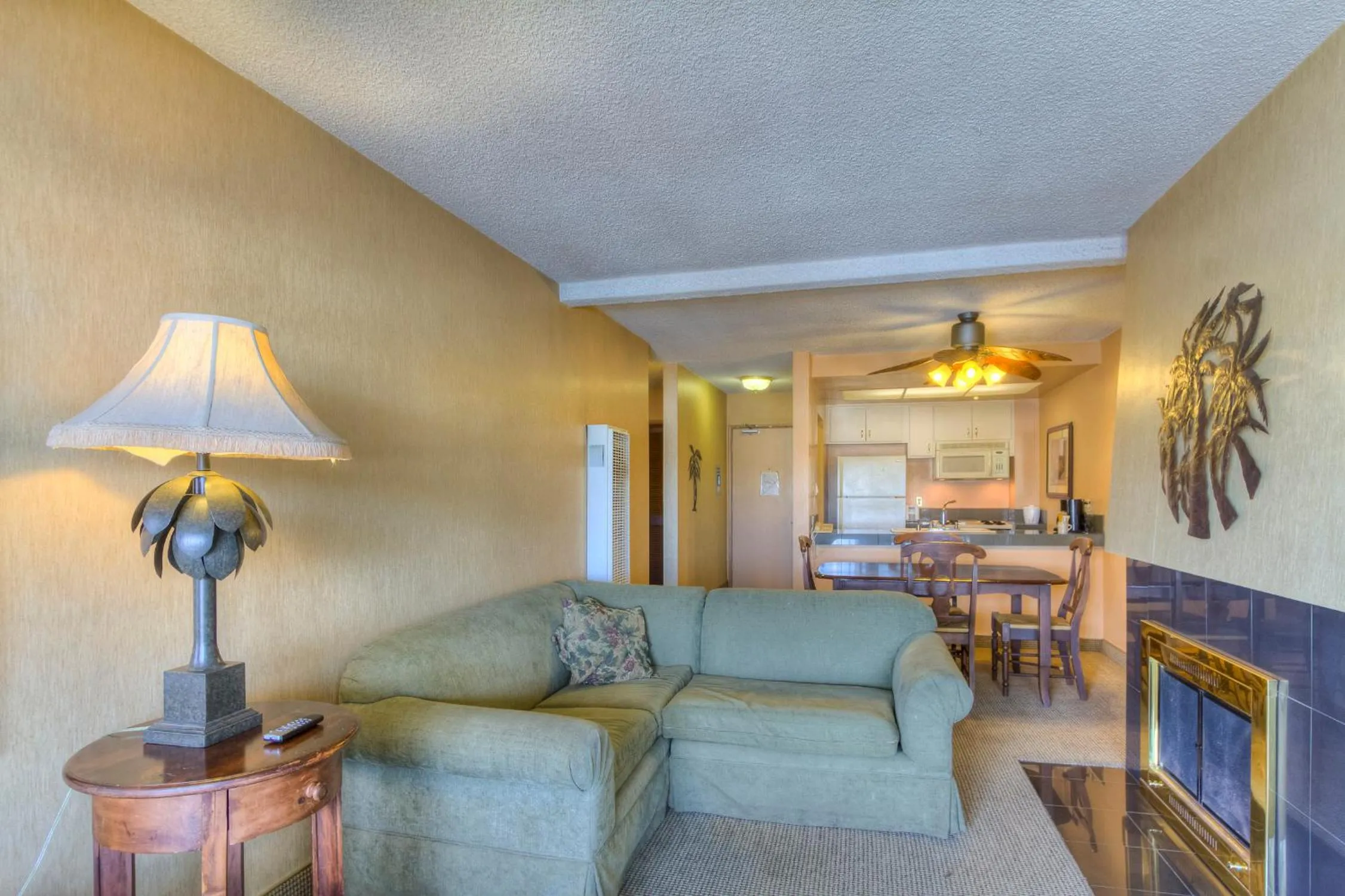 Living room in Oceanside Marina Suites - A Waterfront Hotel