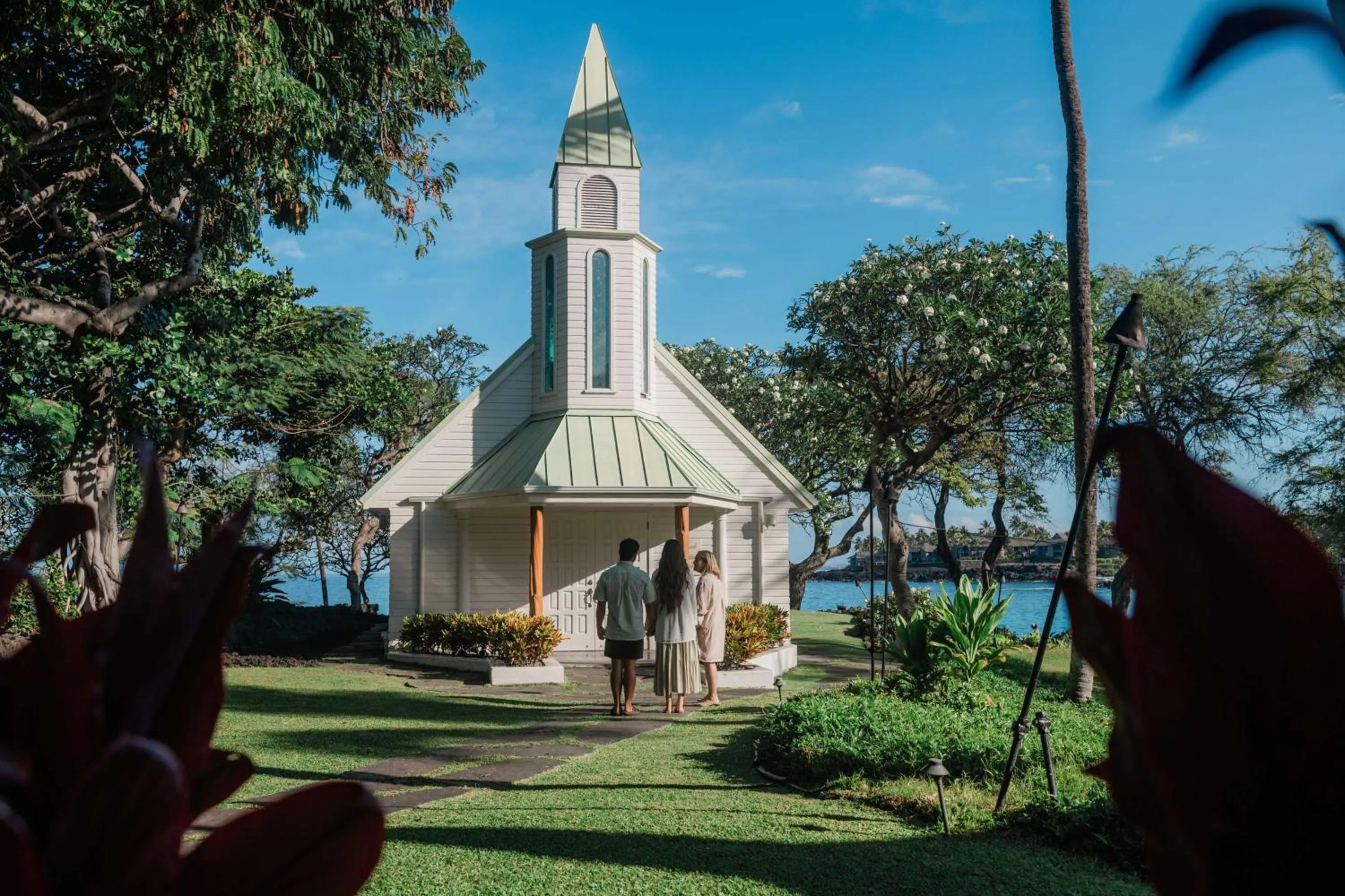 wedding in OUTRIGGER Kona Resort and Spa
