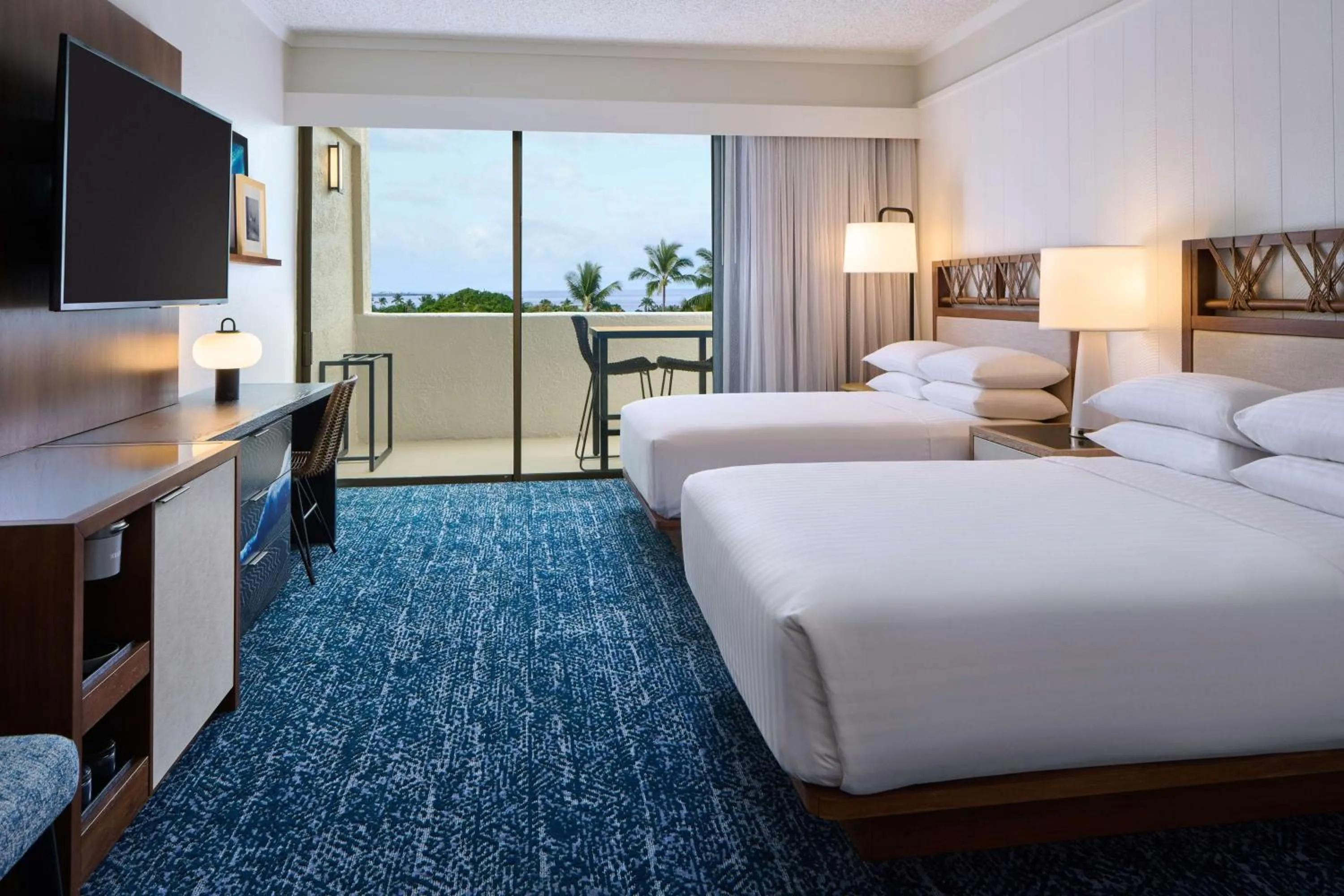 Bedroom, Bed in OUTRIGGER Kona Resort and Spa