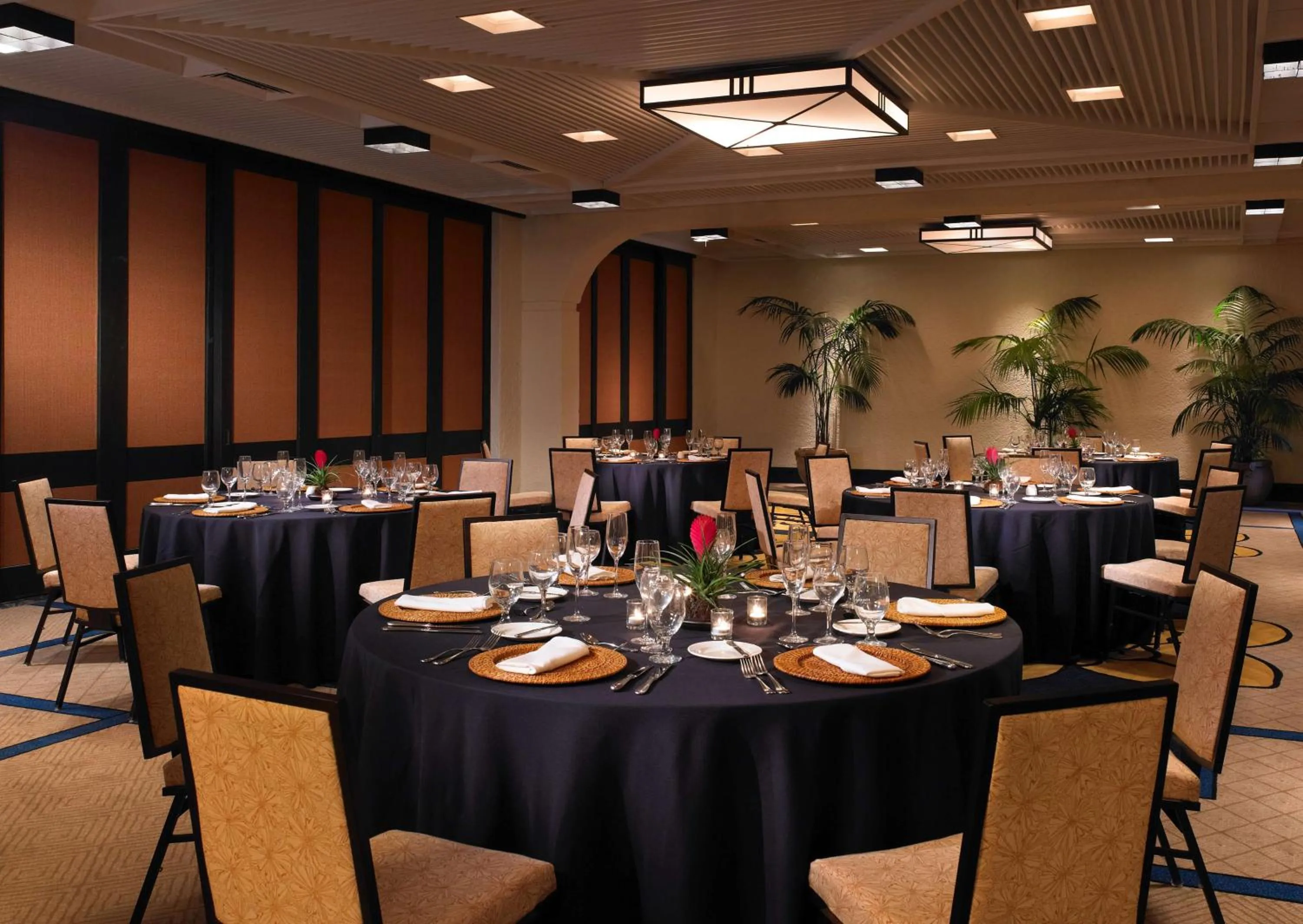 Banquet/Function facilities in OUTRIGGER Kona Resort and Spa