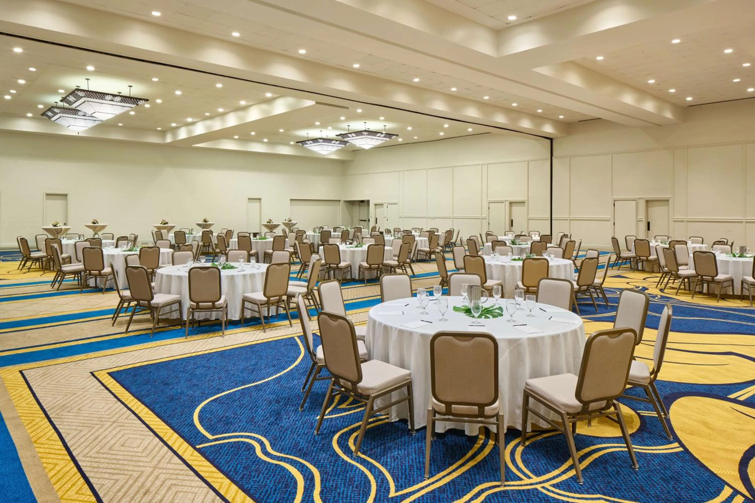 Banquet/Function facilities in OUTRIGGER Kona Resort and Spa