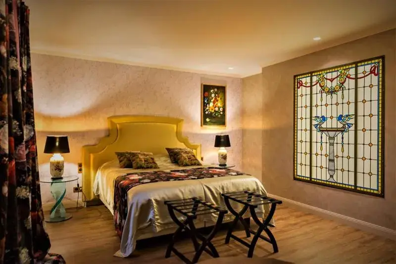 Superior Double or Twin Room with Mountain View - single occupancy in Chateau du Bec du Gave Superior Double or Twin Room with Mountain View - single occupancy in Chateau du Bec du Gave