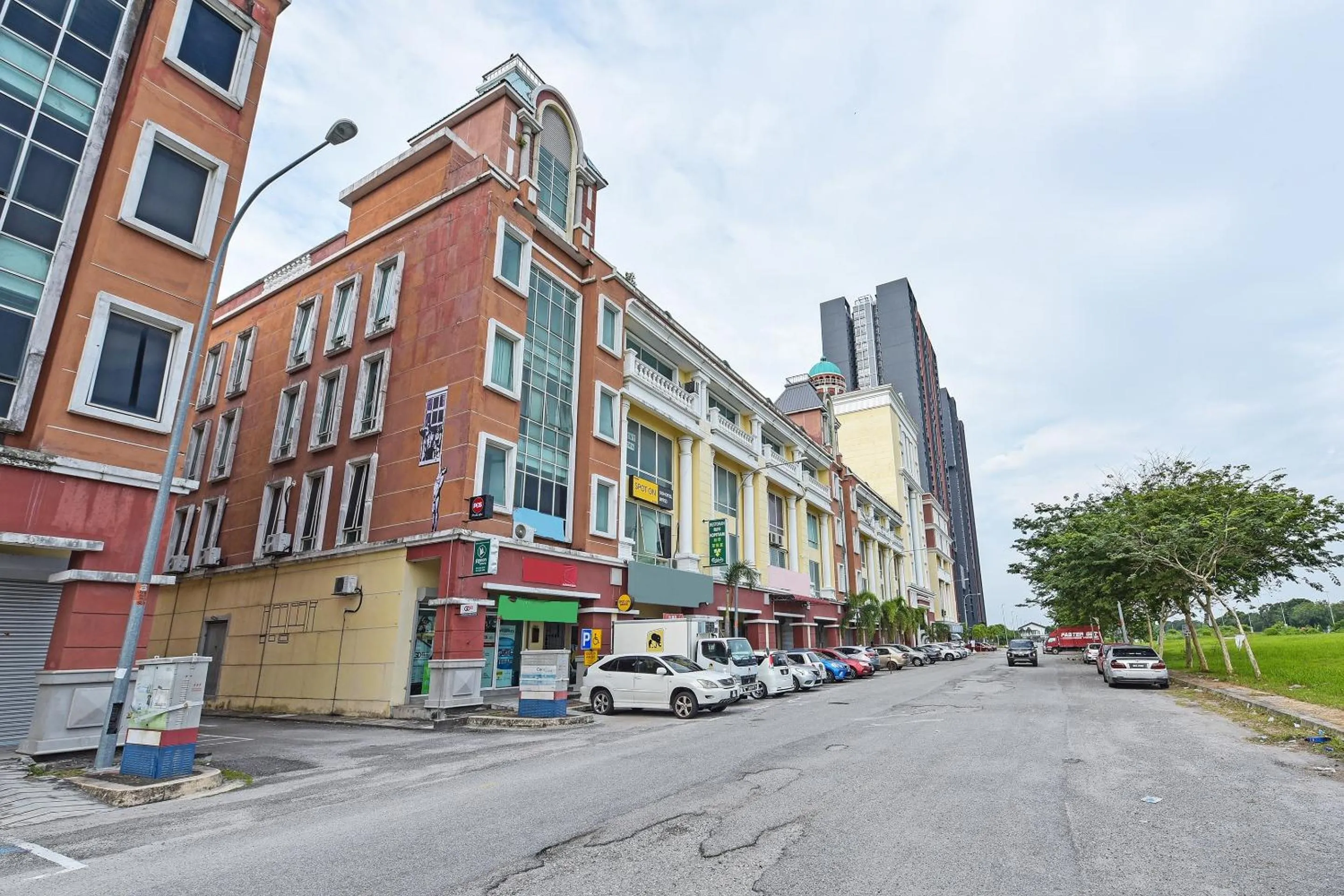 Facade/entrance in Hotel O Sohotel