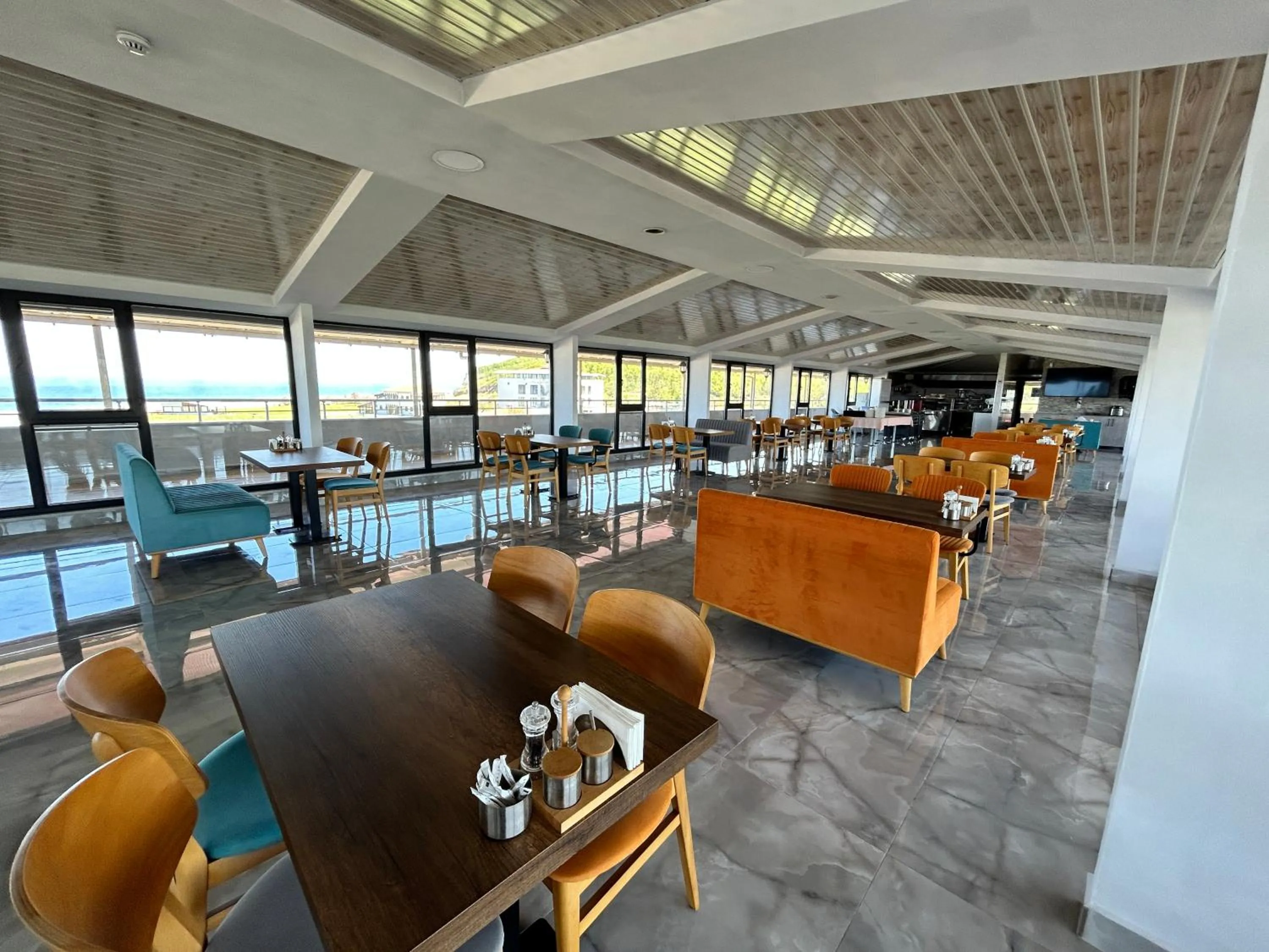 Restaurant/places to eat in Yalıköy Deniz Otel Istanbul