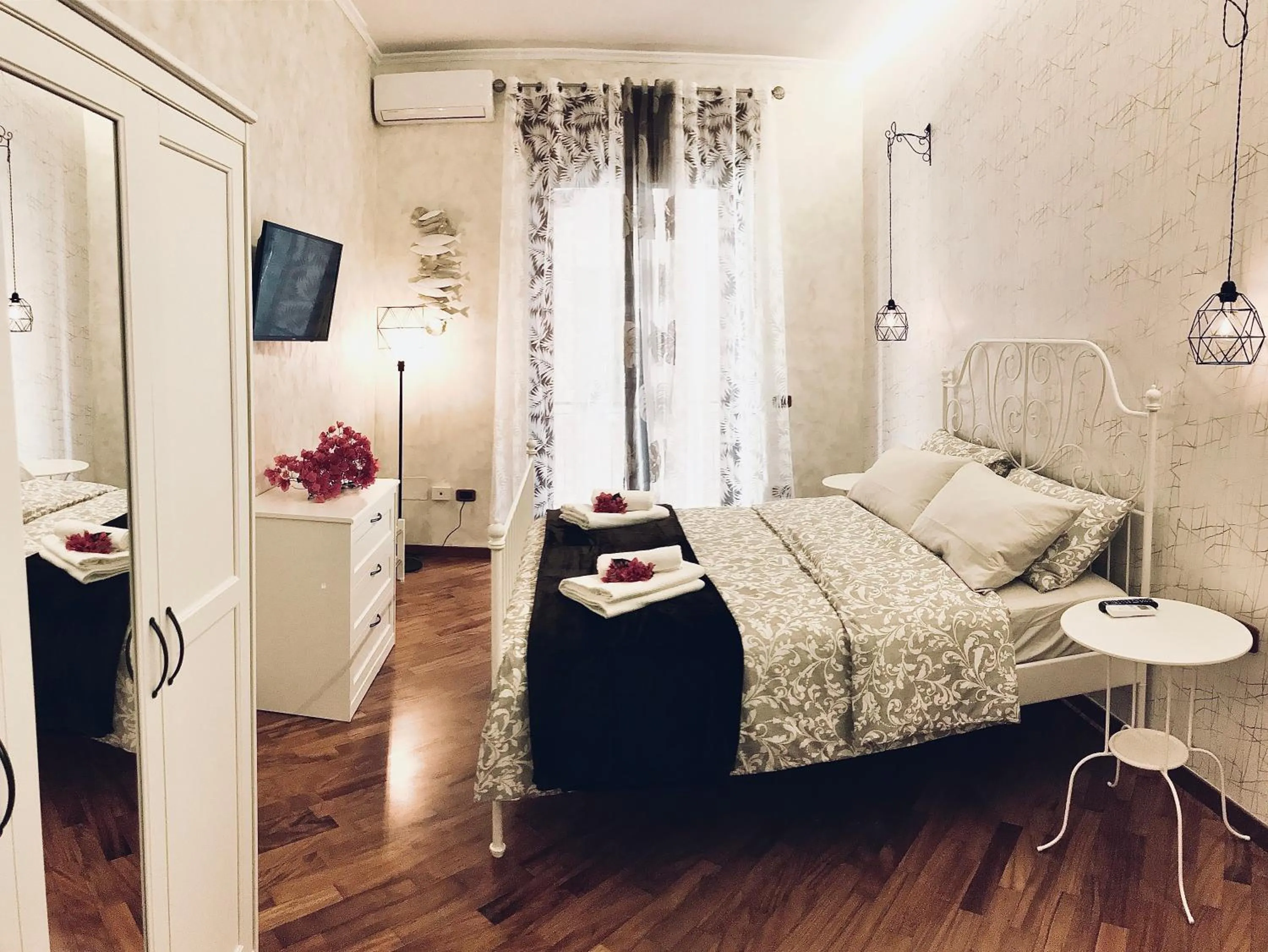 GuestHost - Salerno Historic Center Lovely Flat