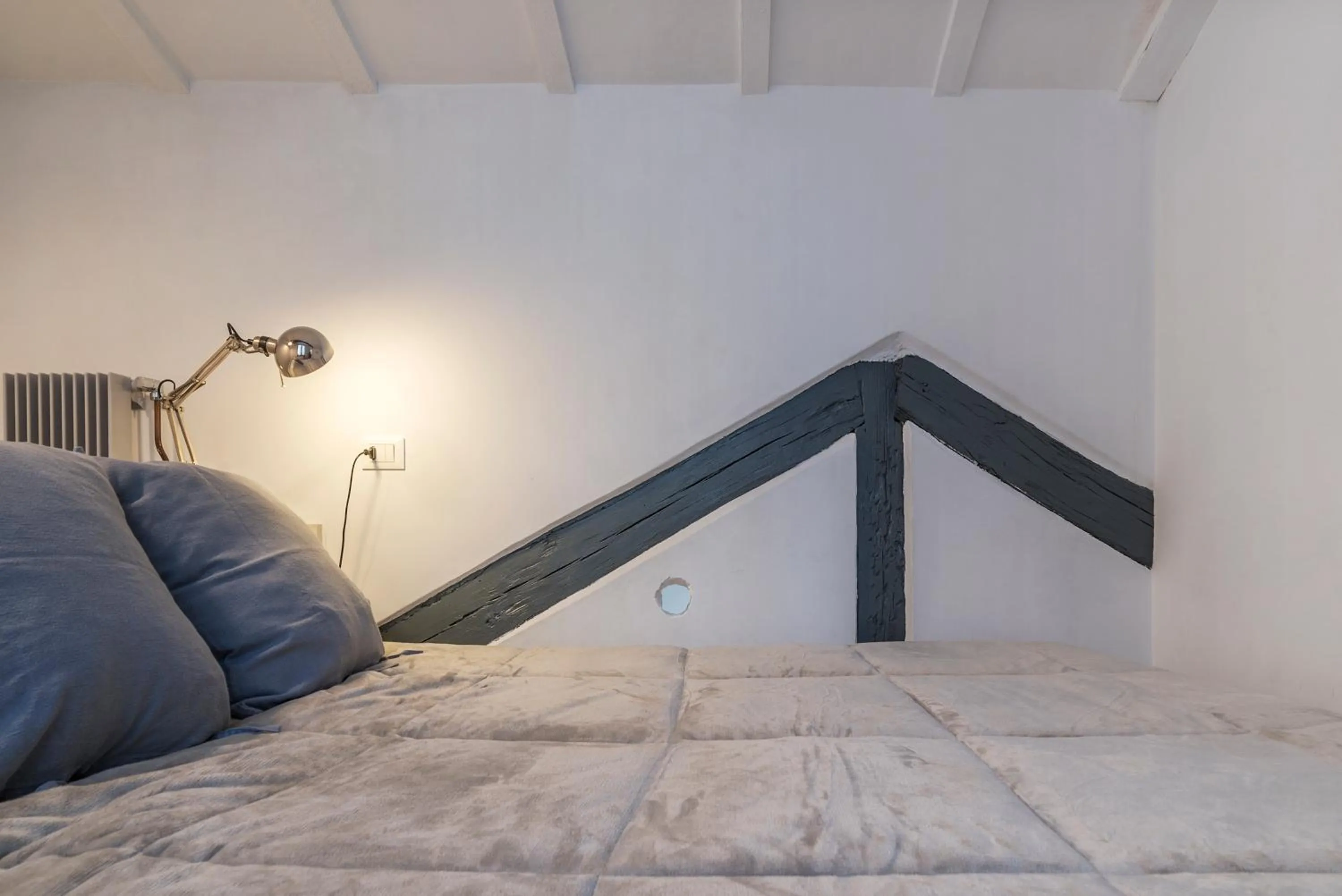 Bedroom, Bed in GuestHost - Charming Loft Navona