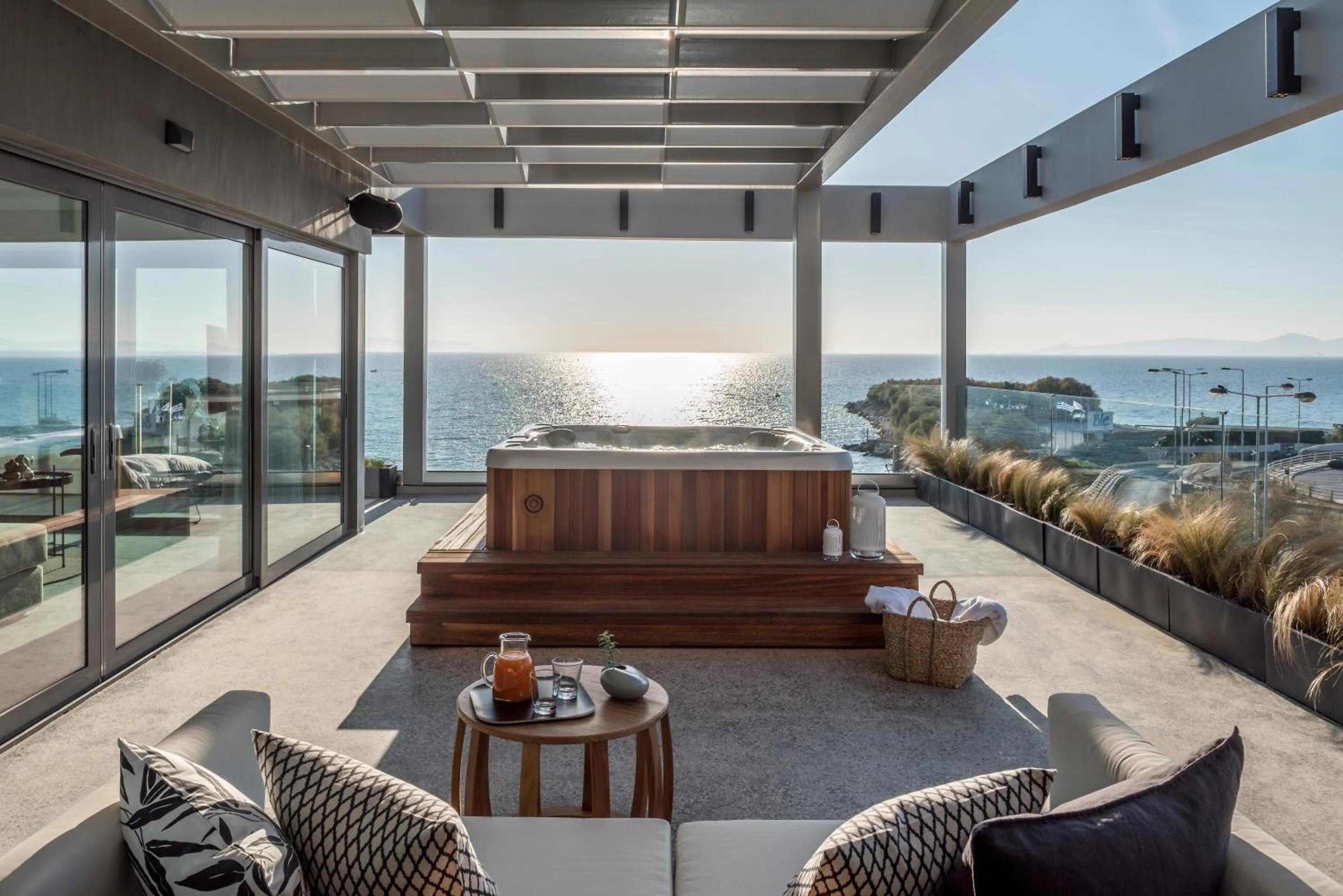 Hot Tub in Urban Suites