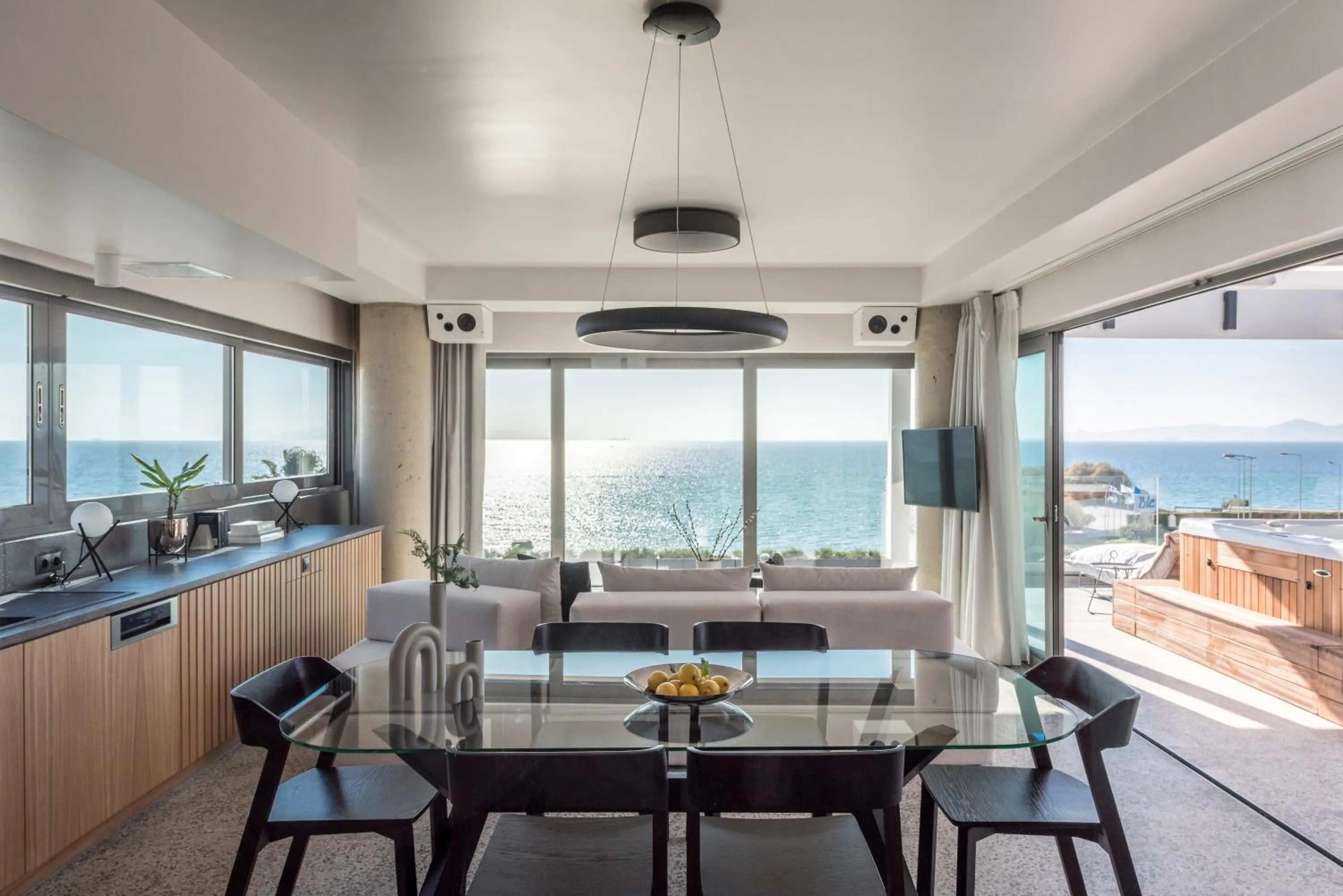 Kitchen or kitchenette in Urban Suites