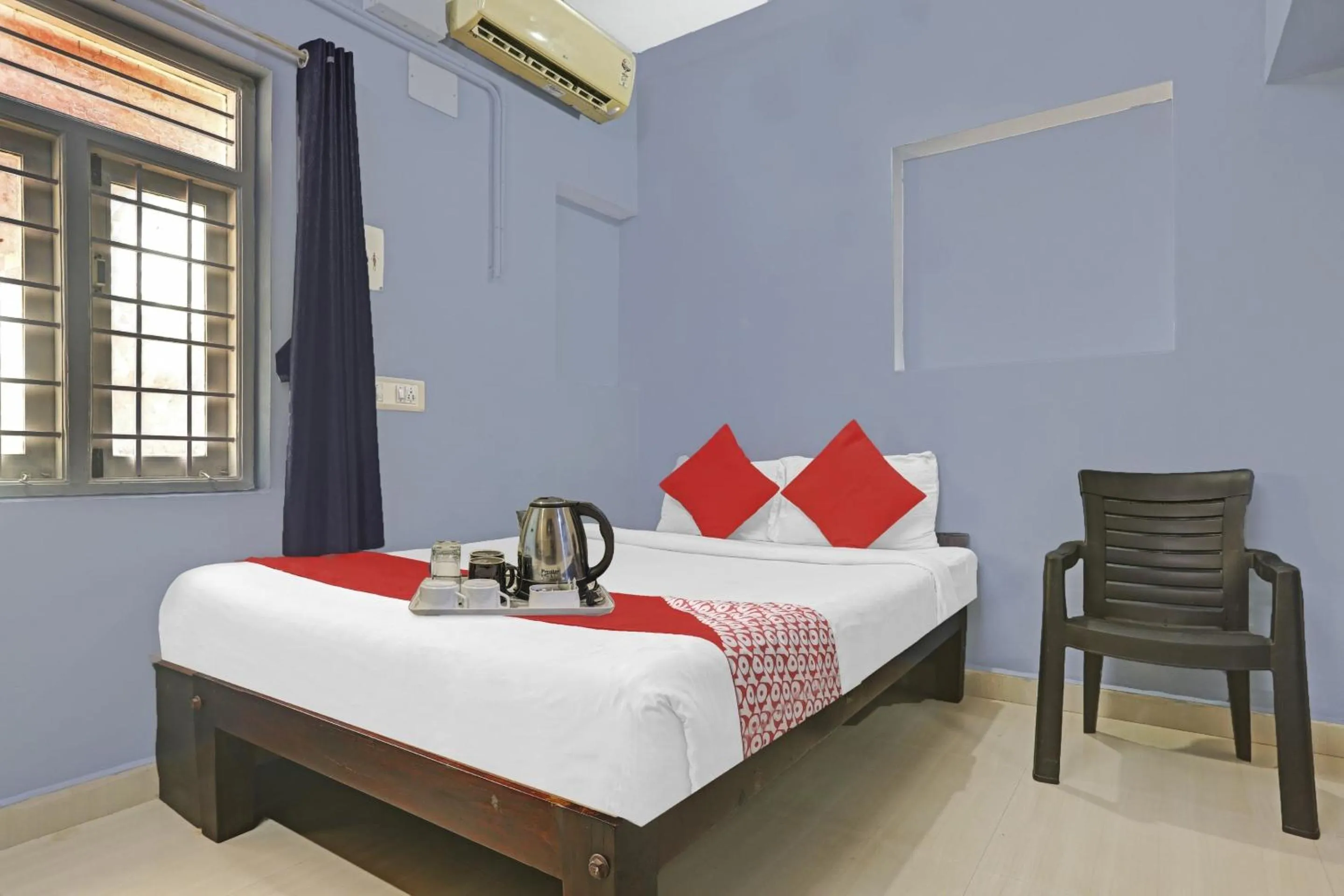 Bedroom, Bed in Hotel O by OYO Stayz