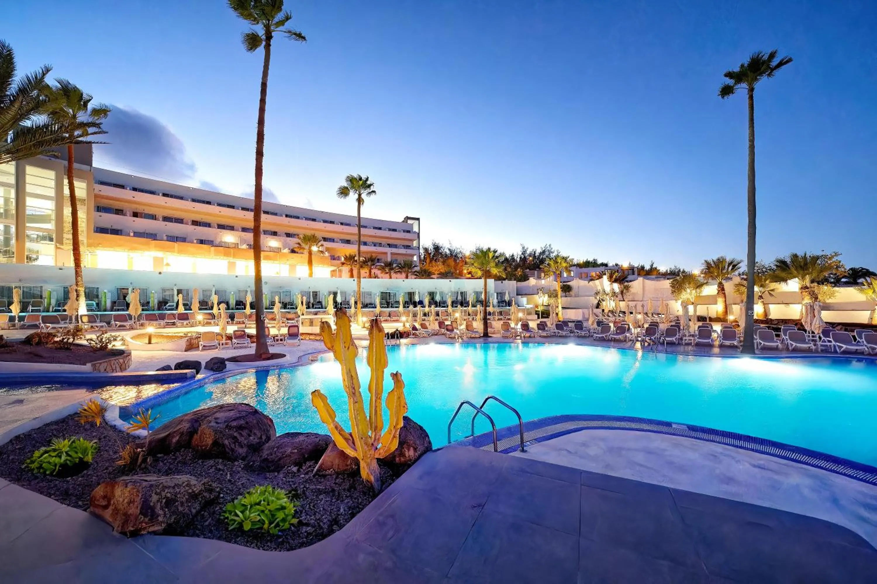 Swimming pool in Labranda Golden Beach