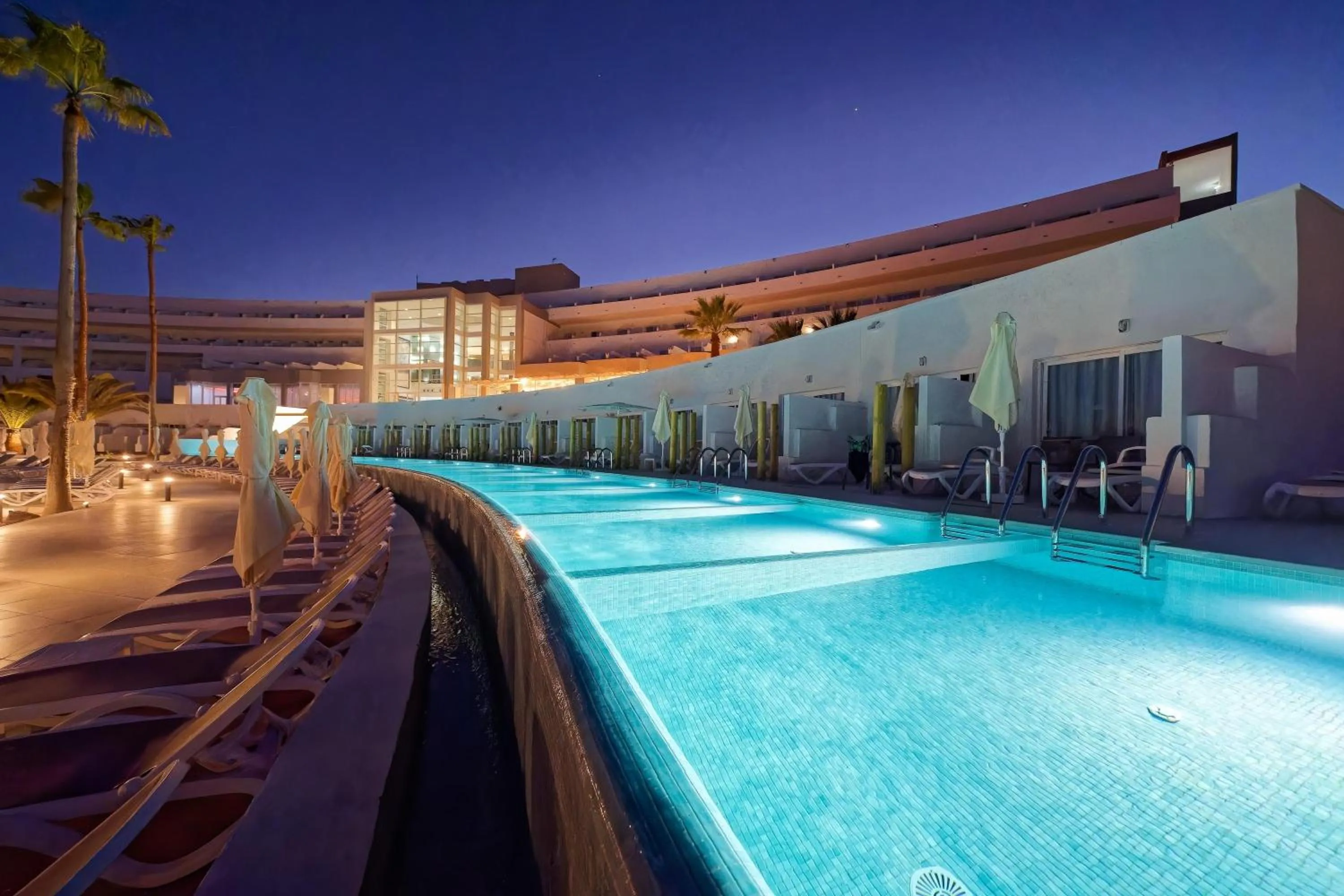 Swimming pool in BLUESEA Golden Beach