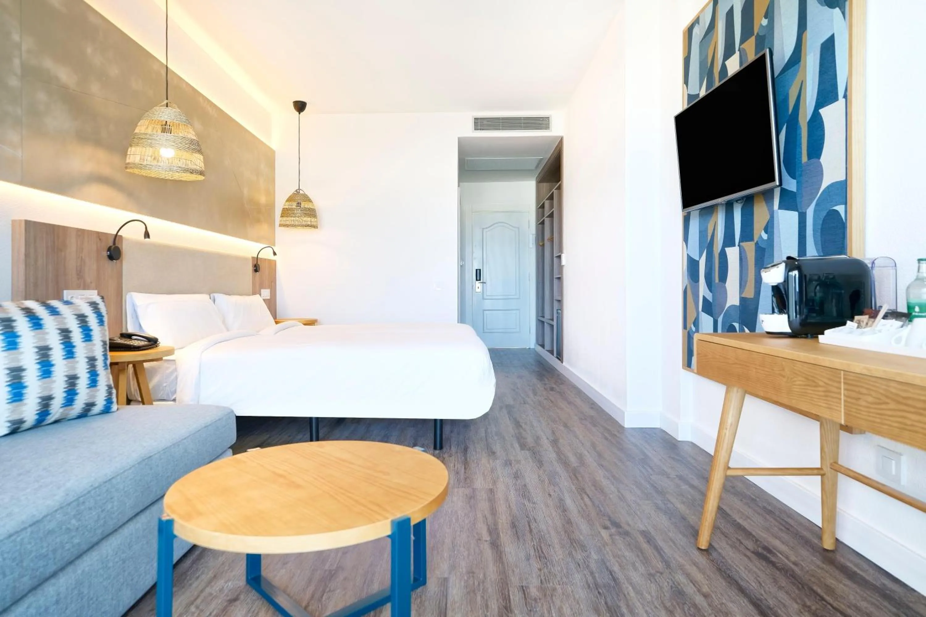 Photo of the whole room in BLUESEA Golden Beach