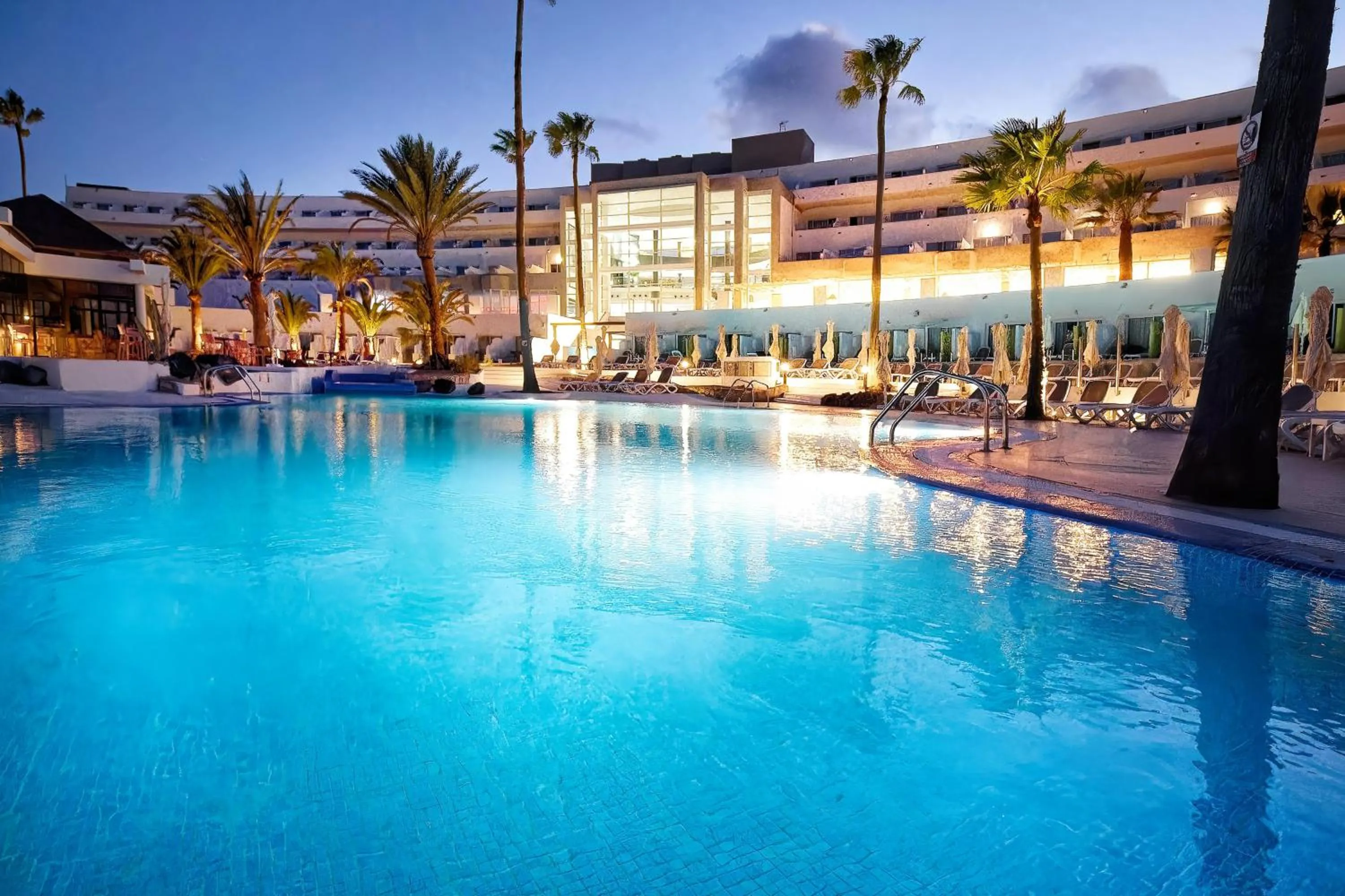 Swimming pool in Labranda Golden Beach